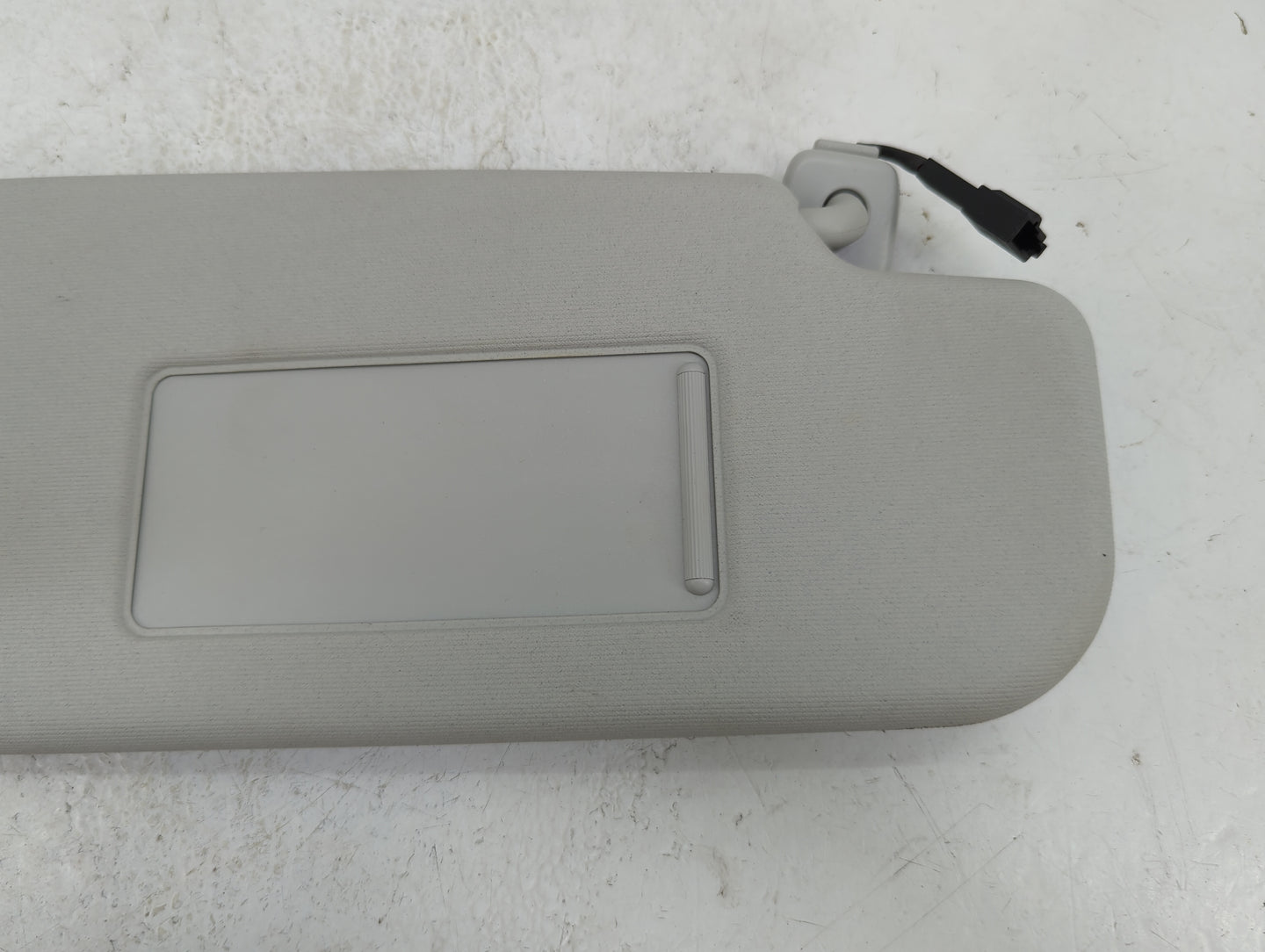 2011-2014 Volkswagen Jetta Sun Visor Shade Replacement Passenger Right Mirror Fits Fits 2011 2012 2013 2014 OEM Used Auto Pa