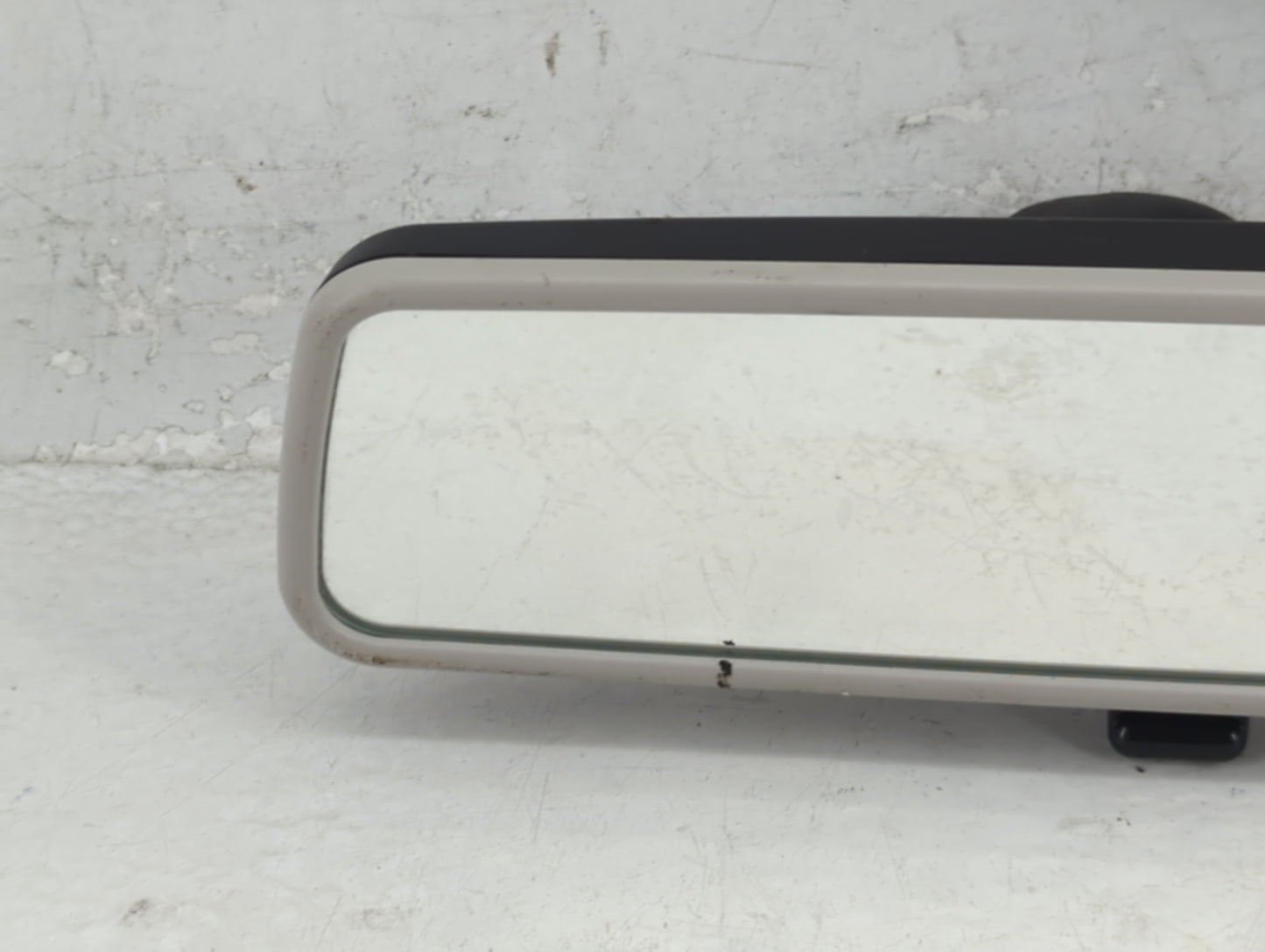 2010-2021 Volkswagen Jetta Interior Rear View Mirror Replacement OEM P/N:E1021065 Fits OEM Used Auto Parts - Oemusedautopart