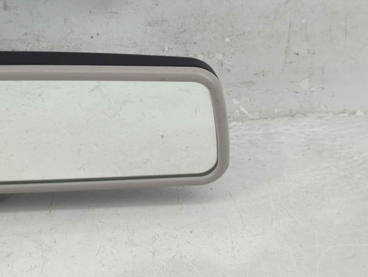 2010-2021 Volkswagen Jetta Interior Rear View Mirror Replacement OEM P/N:E1021065 Fits OEM Used Auto Parts - Oemusedautopart