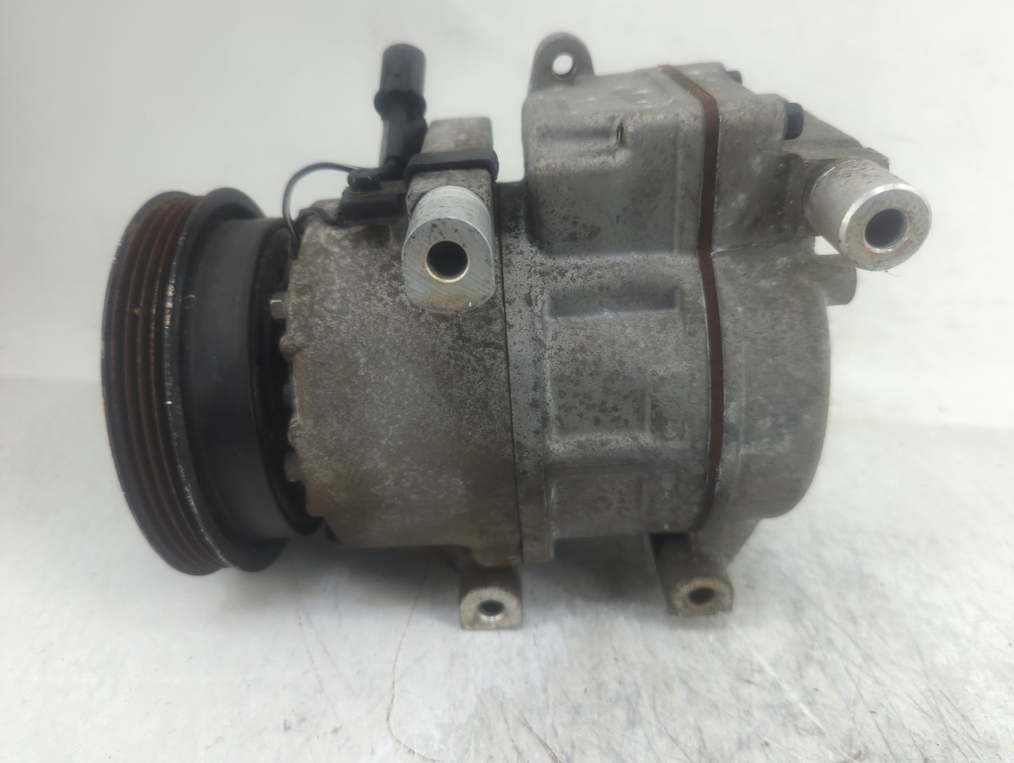 2013-2017 Volkswagen Jetta Air Conditioning A/c Ac Compressor Oem - Oemusedautoparts1.com