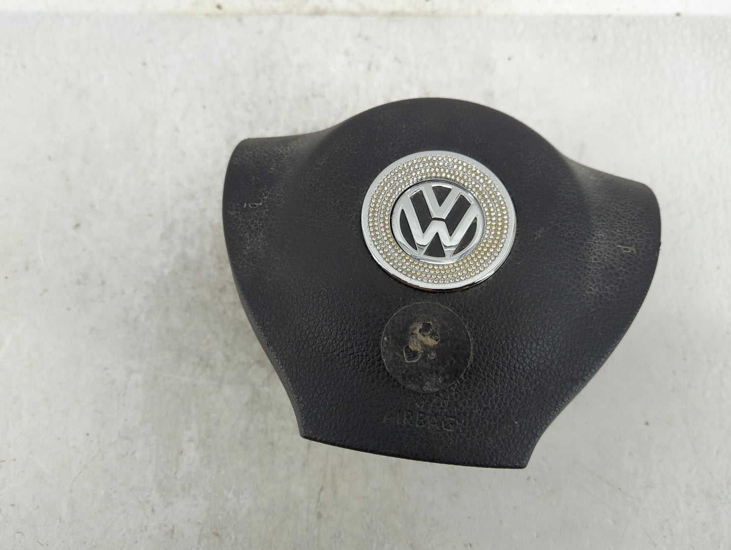 2014 Volkswagen Jetta Air Bag Driver Left Steering Wheel Mounted Fits OEM Used Auto Parts - Oemusedautoparts1.com