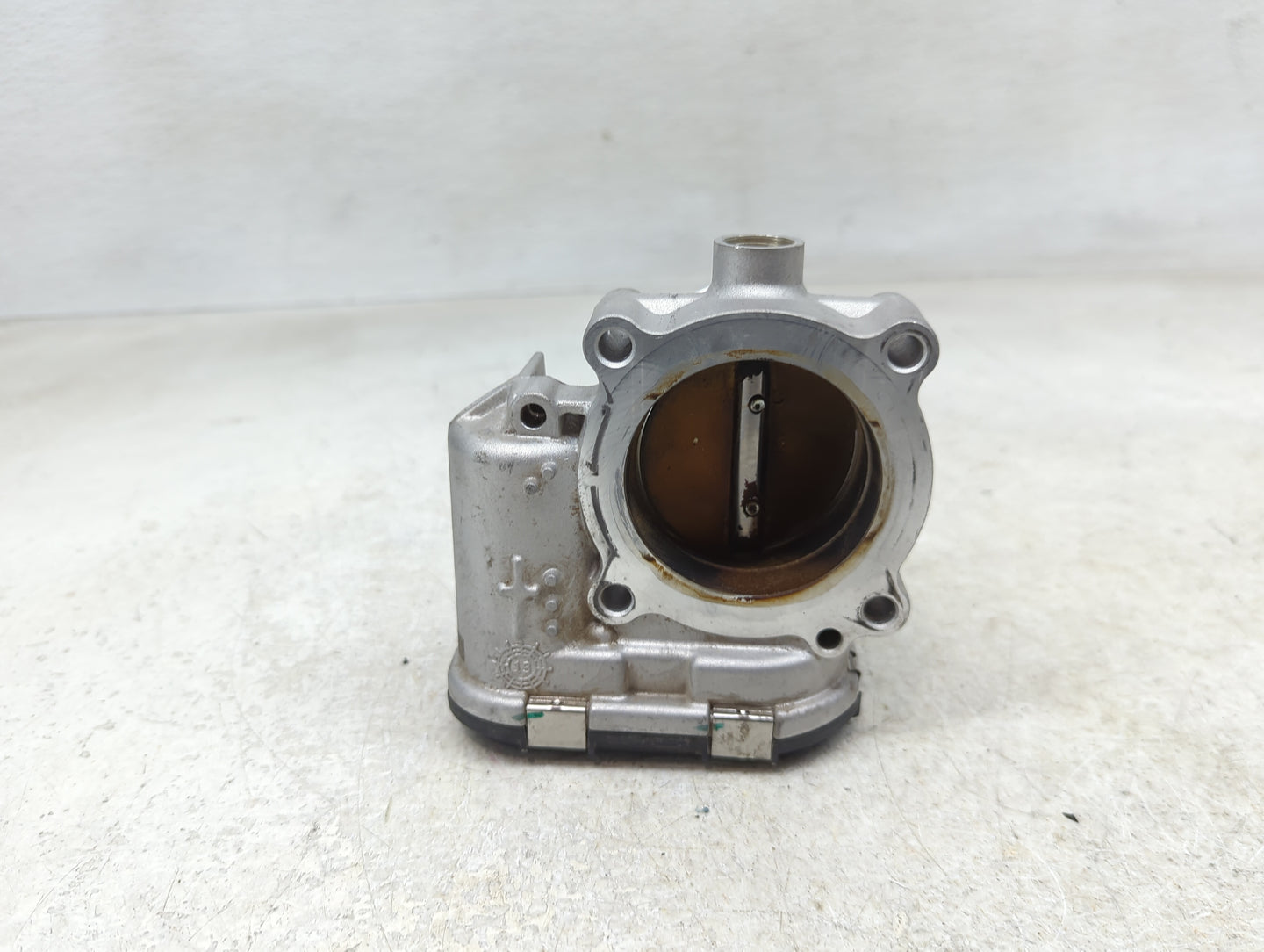 2014-2017 Volkswagen Jetta Throttle Body P/N:0 280 750 588 06K 133 062 D Fits Fits 2014 2015 2016 2017 OEM Used Auto Parts -