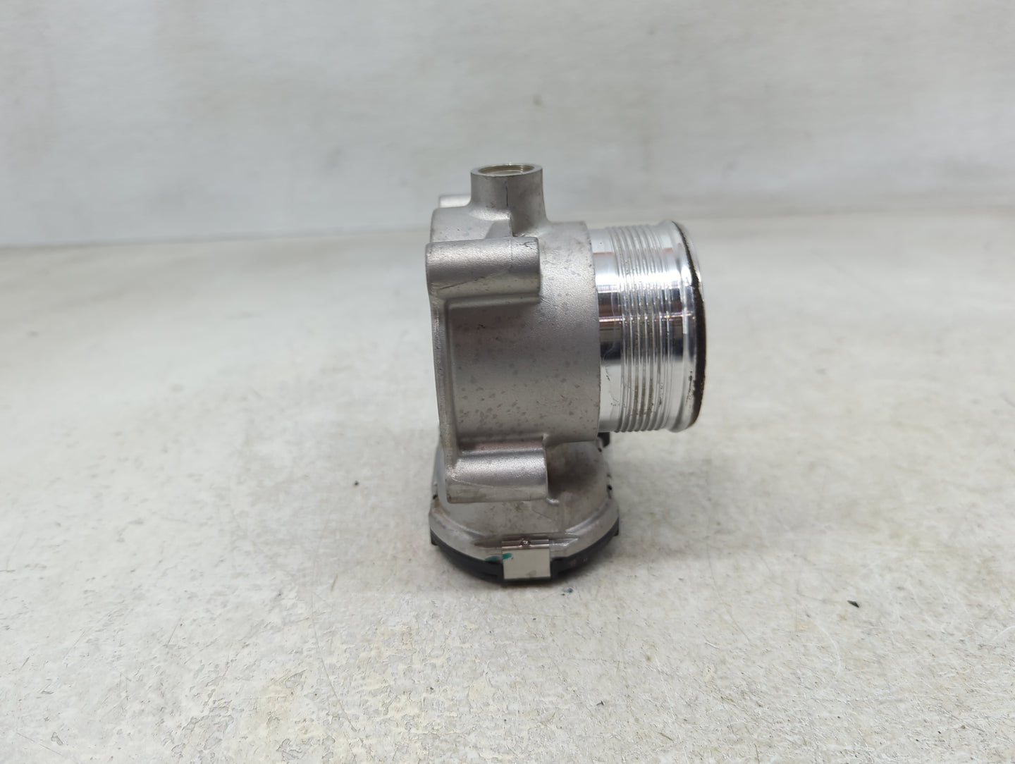 2014-2017 Volkswagen Jetta Throttle Body P/N:0 280 750 588 06K 133 062 D Fits Fits 2014 2015 2016 2017 OEM Used Auto Parts -