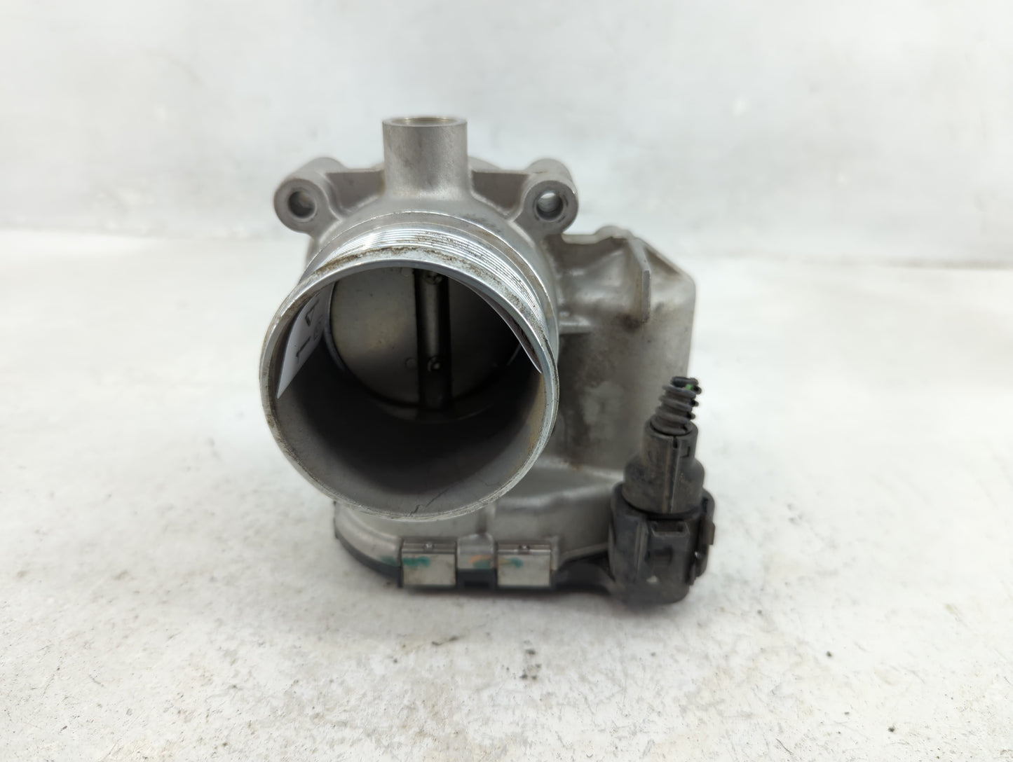 2014-2017 Volkswagen Jetta Throttle Body P/N:06K133062D Fits Fits 2014 2015 2016 2017 OEM Used Auto Parts - Oemusedautoparts