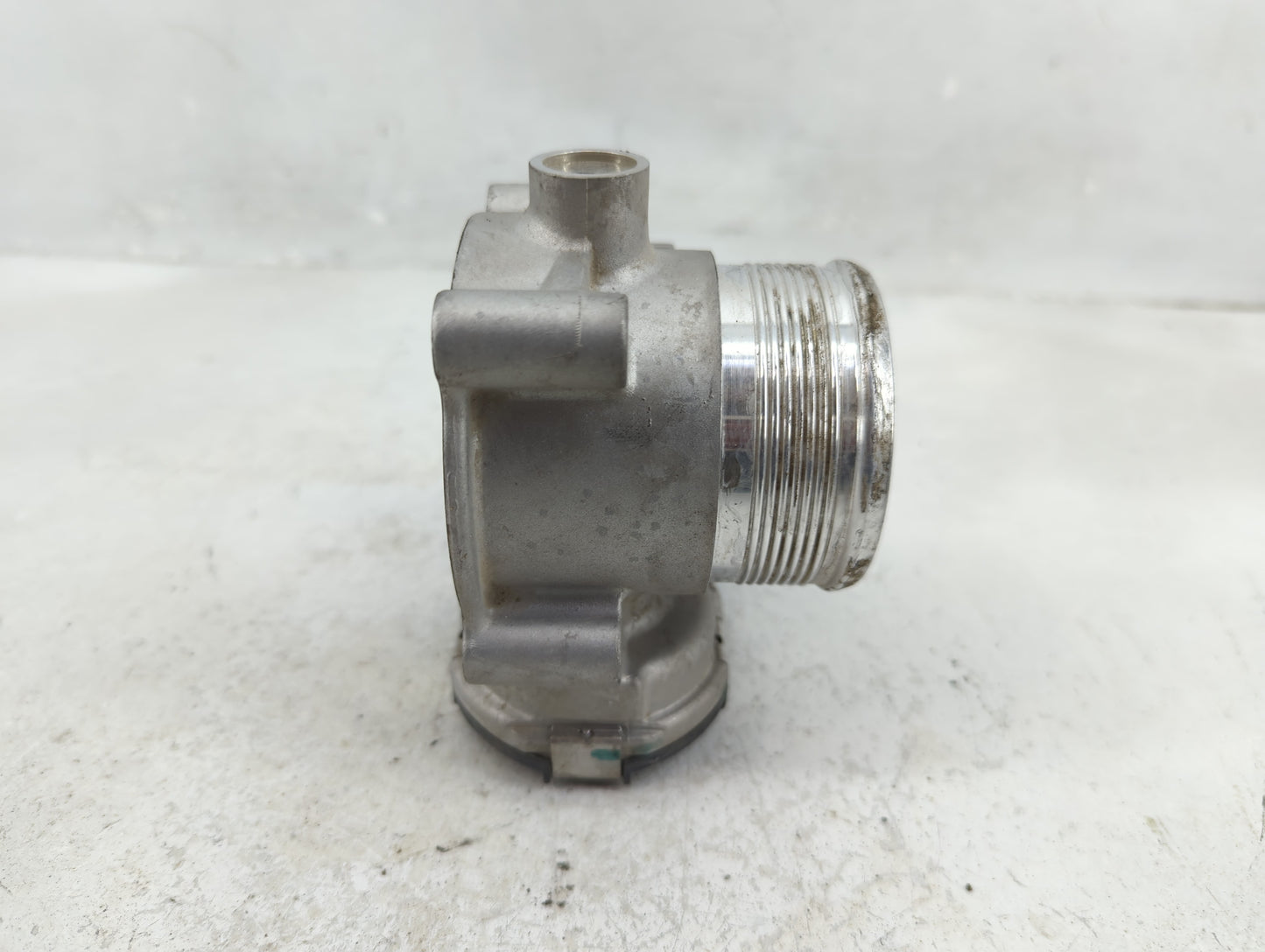 2014-2017 Volkswagen Jetta Throttle Body P/N:06K133062D Fits Fits 2014 2015 2016 2017 OEM Used Auto Parts - Oemusedautoparts