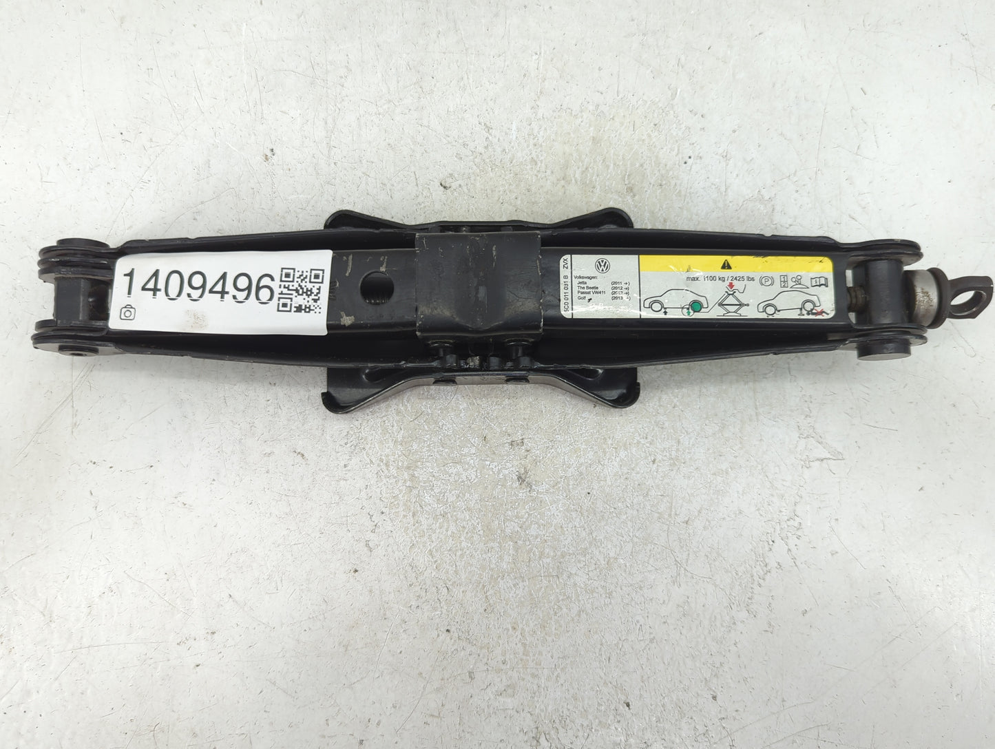 2014 Volkswagen Jetta Spare Scissor Car Jack 1409496 - Oemusedautoparts1.com