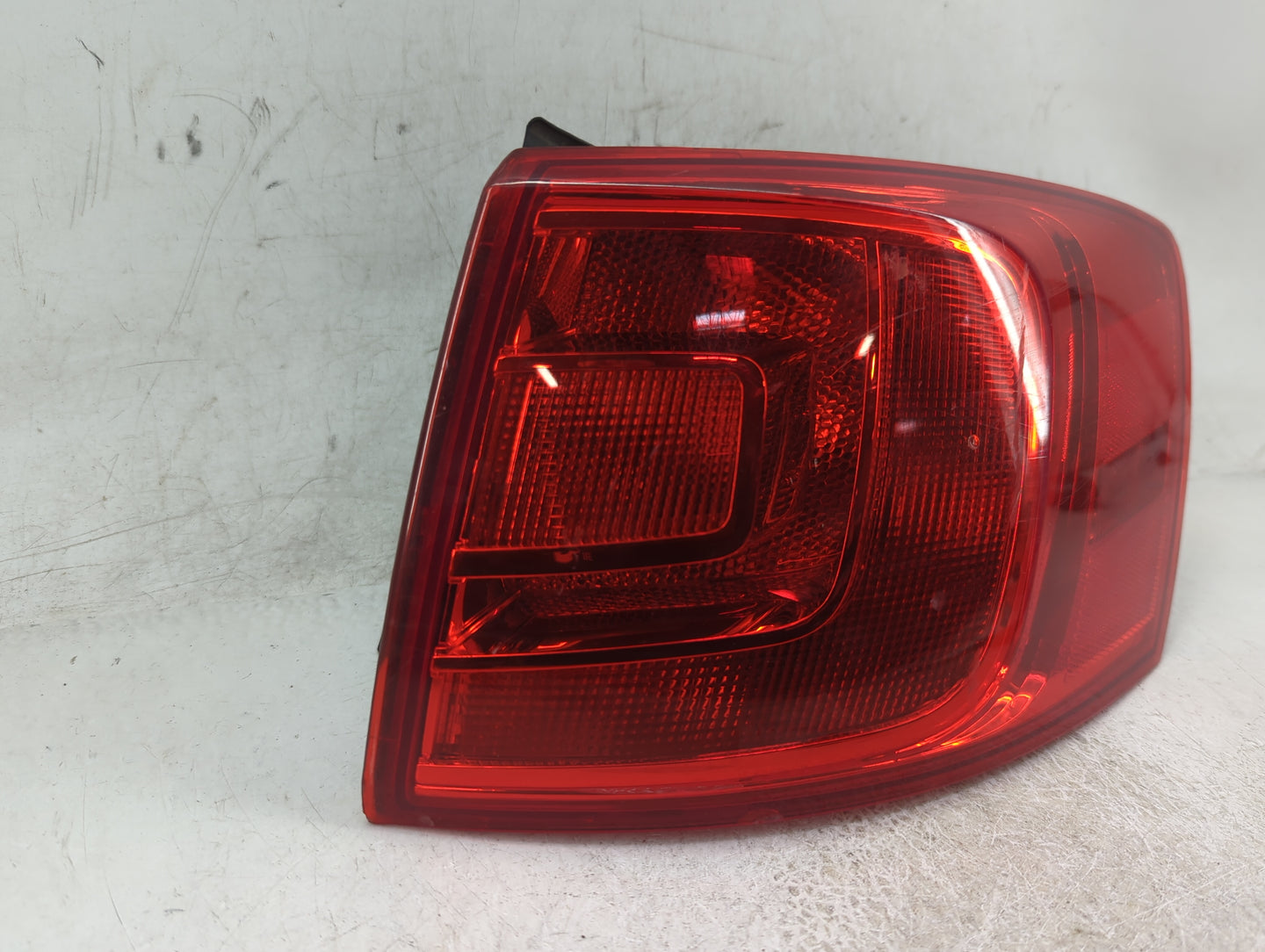 2011-2014 Volkswagen Jetta Tail Light Assembly Passenger Right OEM Fits Fits 2011 2012 2013 2014 OEM Used Auto Parts - Oemus