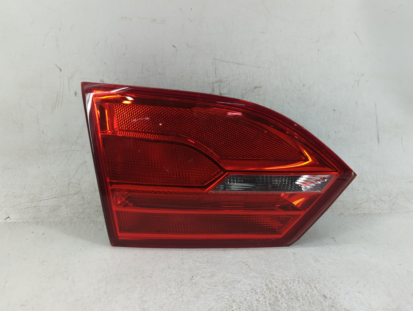 2014 Volkswagen Jetta Tail Light Assembly Driver Left OEM P/N:5C6 945 259 5C6 945 259 A Fits OEM Used Auto Parts - Oemusedau