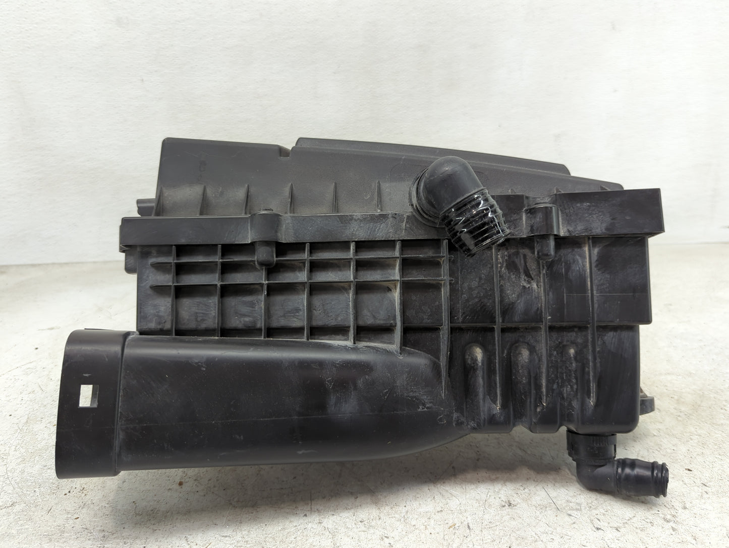 2013-2018 Volkswagen Jetta Air Cleaner Intake-duct Hose Tube - Oemusedautoparts1.com
