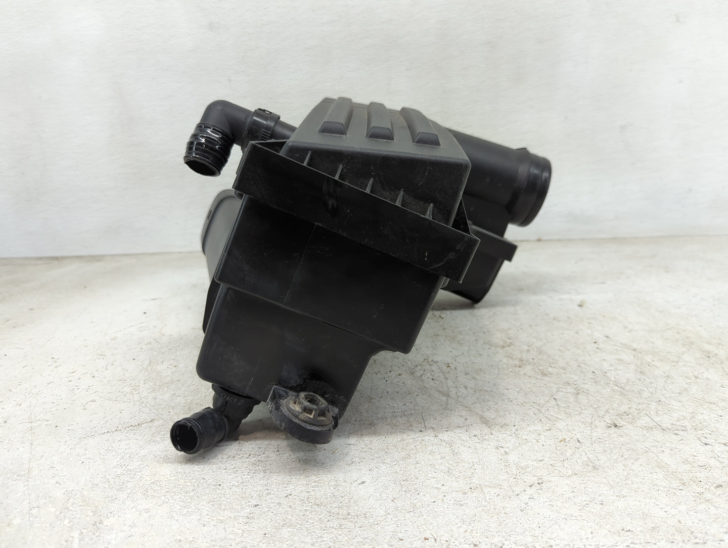 2013-2018 Volkswagen Jetta Air Cleaner Intake-duct Hose Tube - Oemusedautoparts1.com