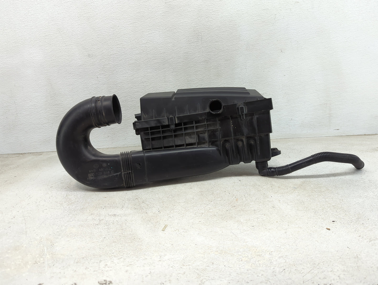 2013-2018 Volkswagen Jetta Air Cleaner Intake-duct Hose Tube - Oemusedautoparts1.com
