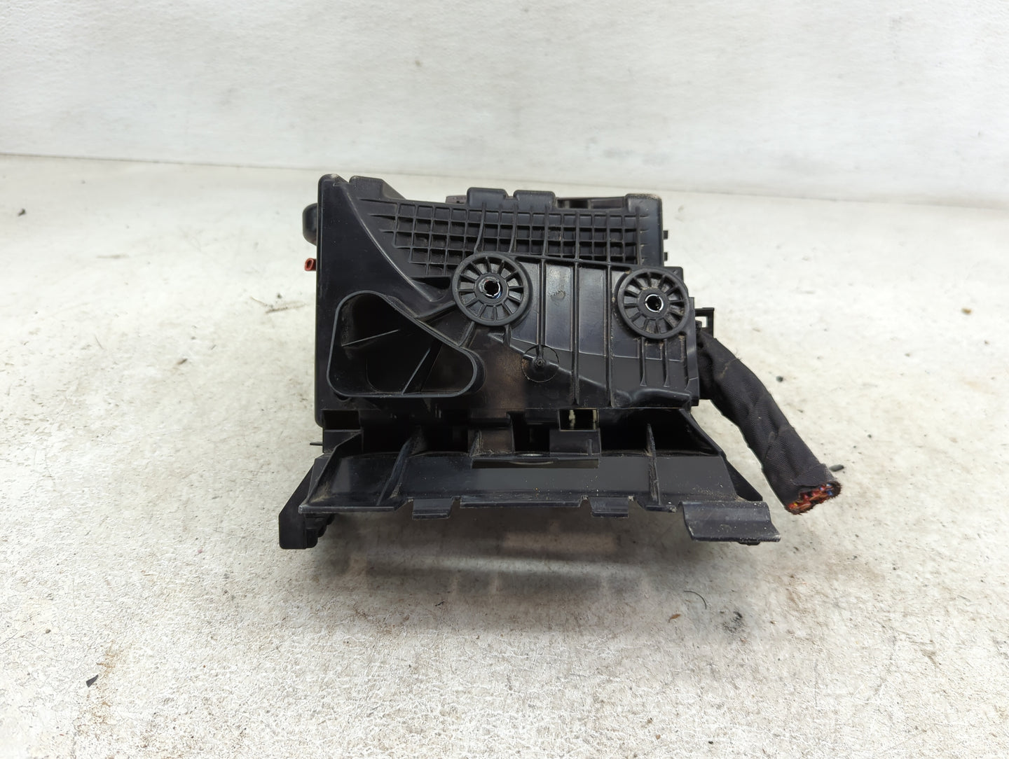 2010-2014 Volkswagen Jetta Fusebox Fuse Box Panel Relay Module Fits Fits 2010 2011 2012 2013 2014 2015 2016 2017 2018 2019 2