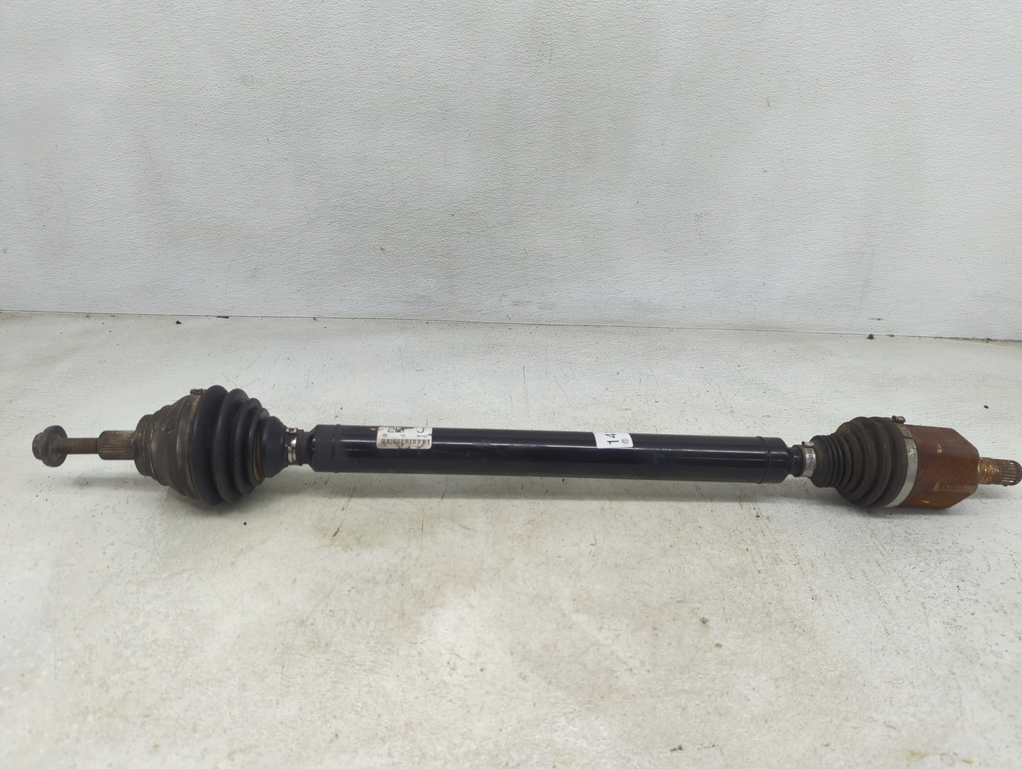 2014 Volkswagen Jetta Axle Shaft Front Passenger Cv C/v - Oemusedautoparts1.com