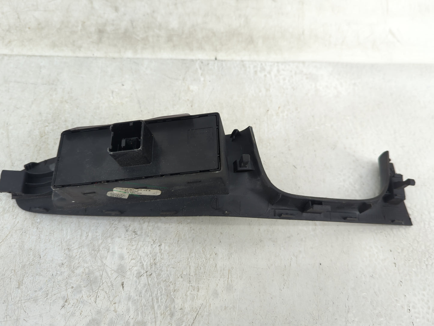 2014 Volkswagen Jetta Master Power Window Switch Replacement Driver Side Left Fits OEM Used Auto Parts - Oemusedautoparts1.c
