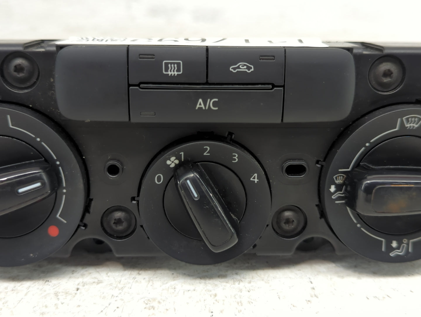 2011-2014 Volkswagen Jetta Climate Control Module Temperature AC/Heater Replacement Fits Fits 2011 2012 2013 2014 OEM Used A