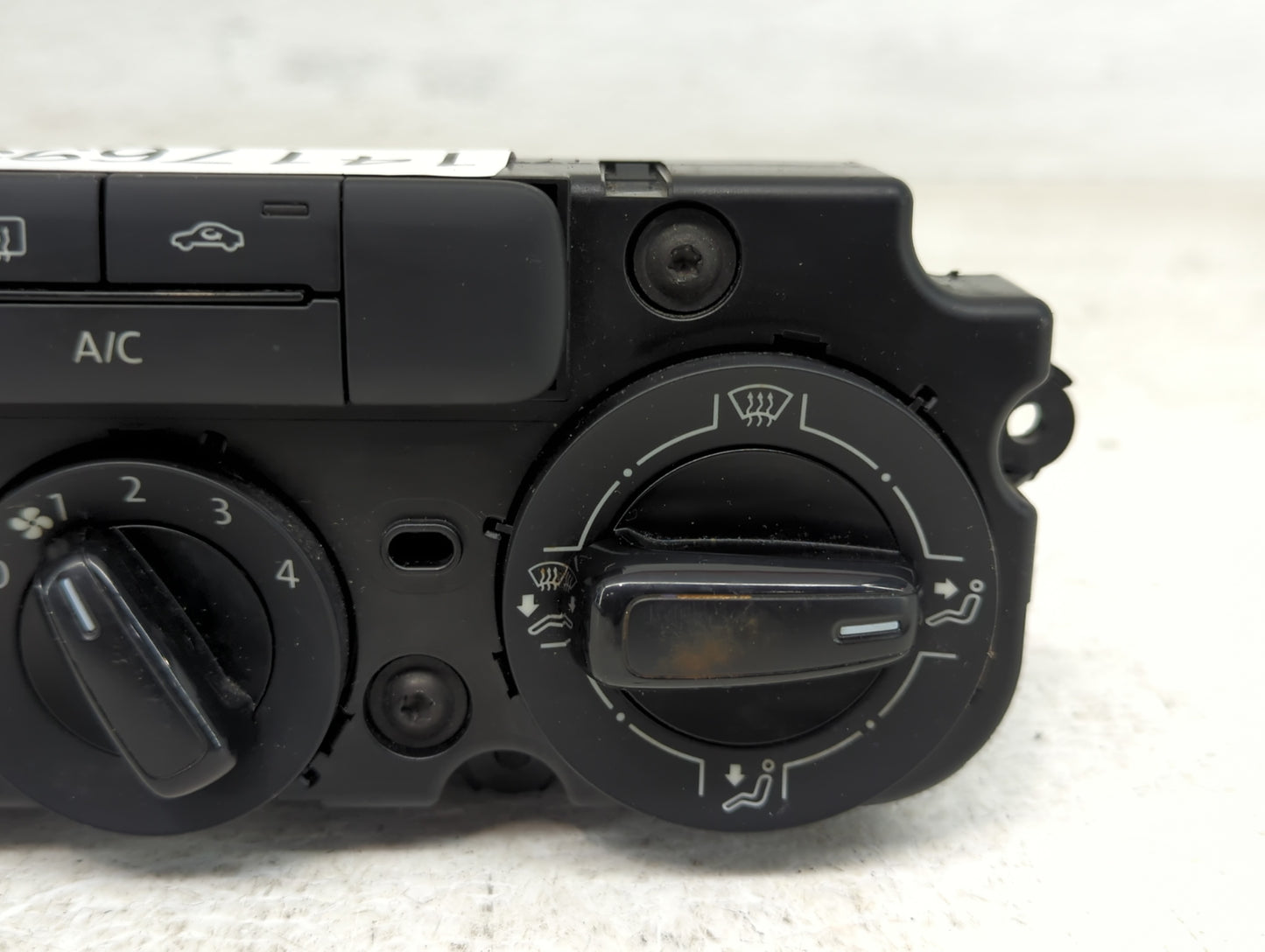 2011-2014 Volkswagen Jetta Climate Control Module Temperature AC/Heater Replacement Fits Fits 2011 2012 2013 2014 OEM Used A