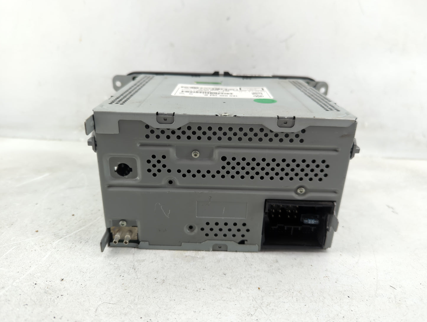 2011-2014 Volkswagen Jetta Radio AM FM Cd Player Receiver Replacement P/N:1K0035164D Fits Fits 2011 2012 2013 2014 2015 2016