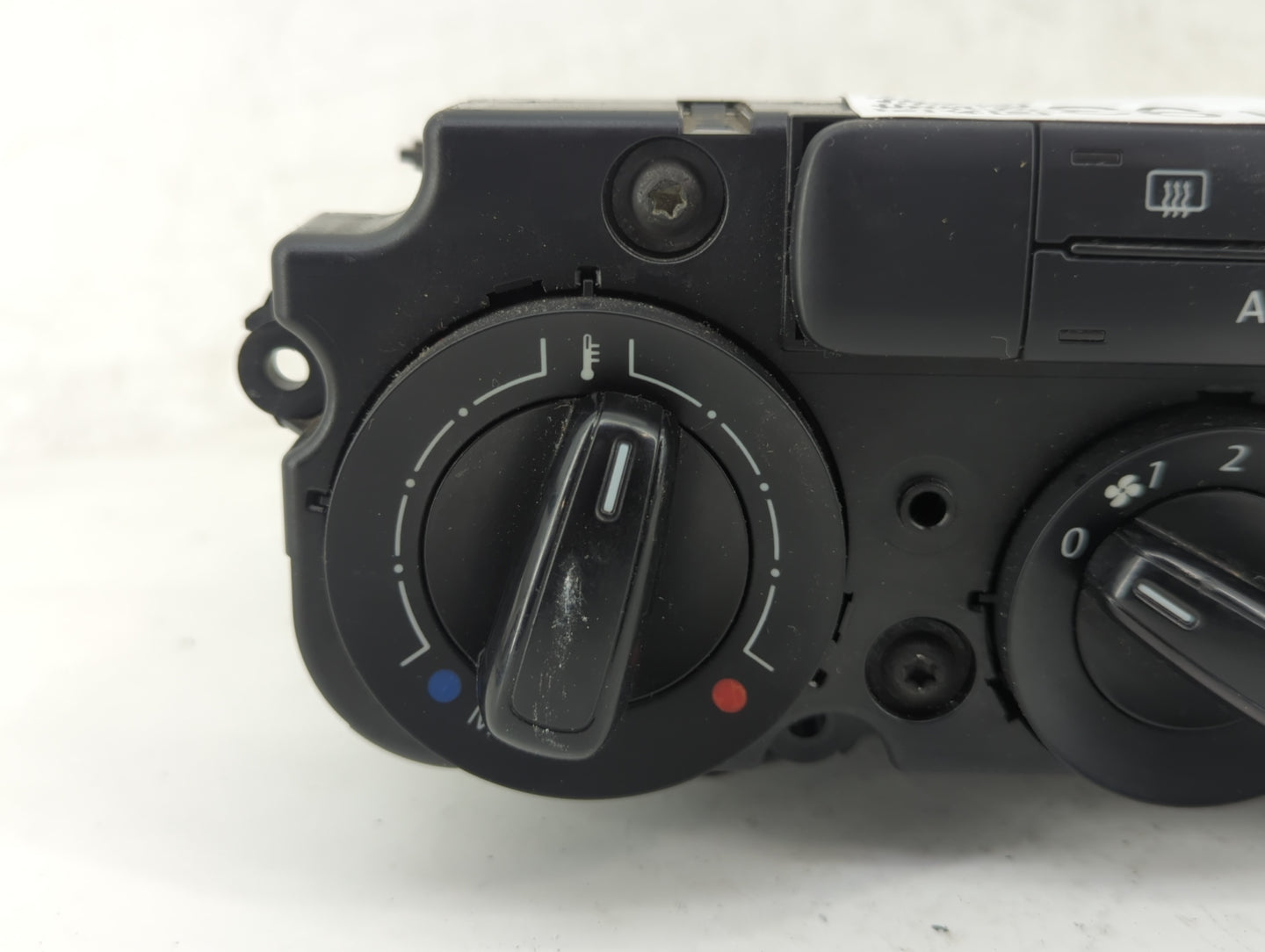 2011-2014 Volkswagen Jetta Climate Control Module Temperature AC/Heater Replacement P/N:5C1819045 90151-736/0000 Fits OEM Us