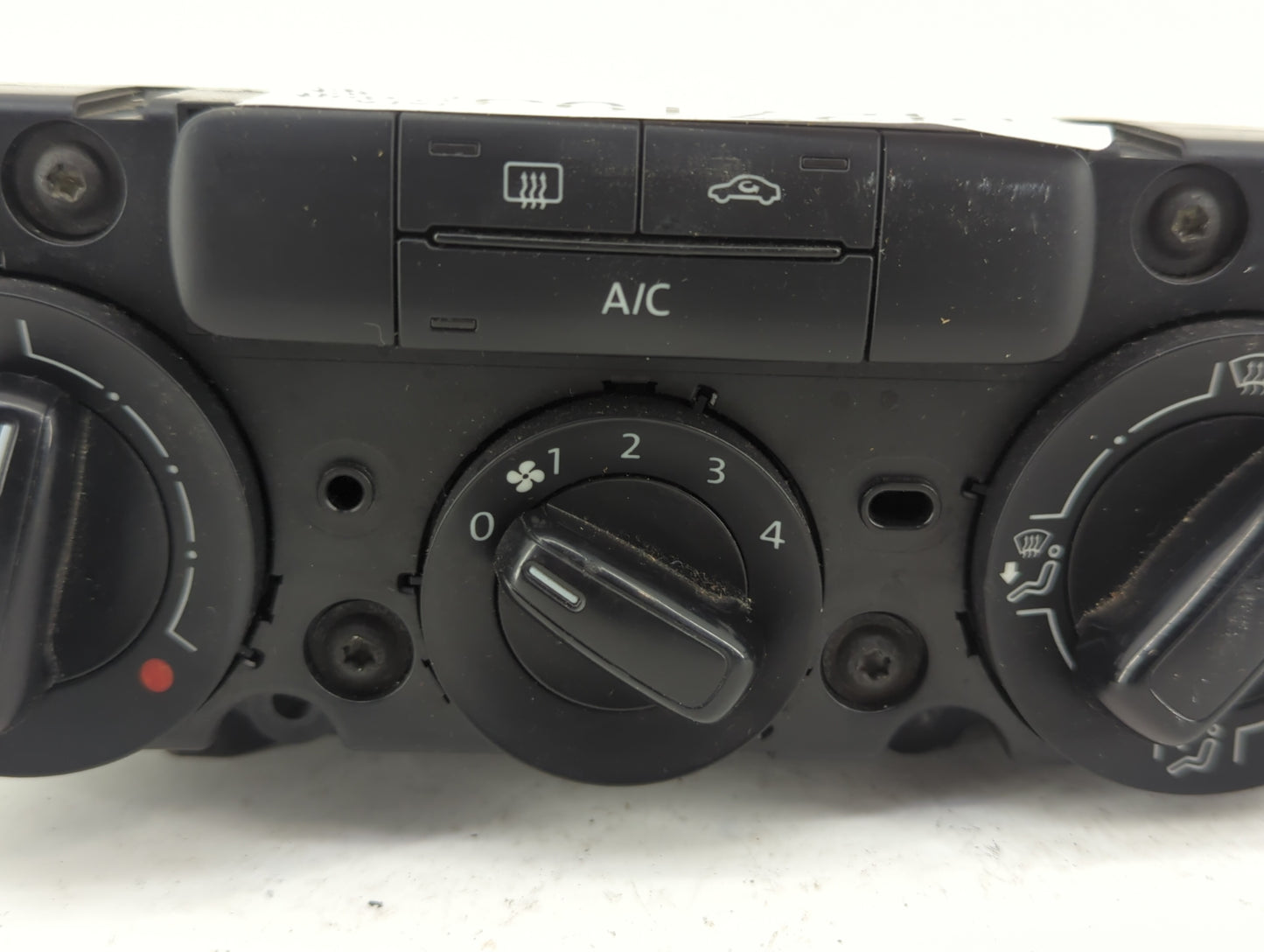 2011-2014 Volkswagen Jetta Climate Control Module Temperature AC/Heater Replacement P/N:5C1819045 90151-736/0000 Fits OEM Us