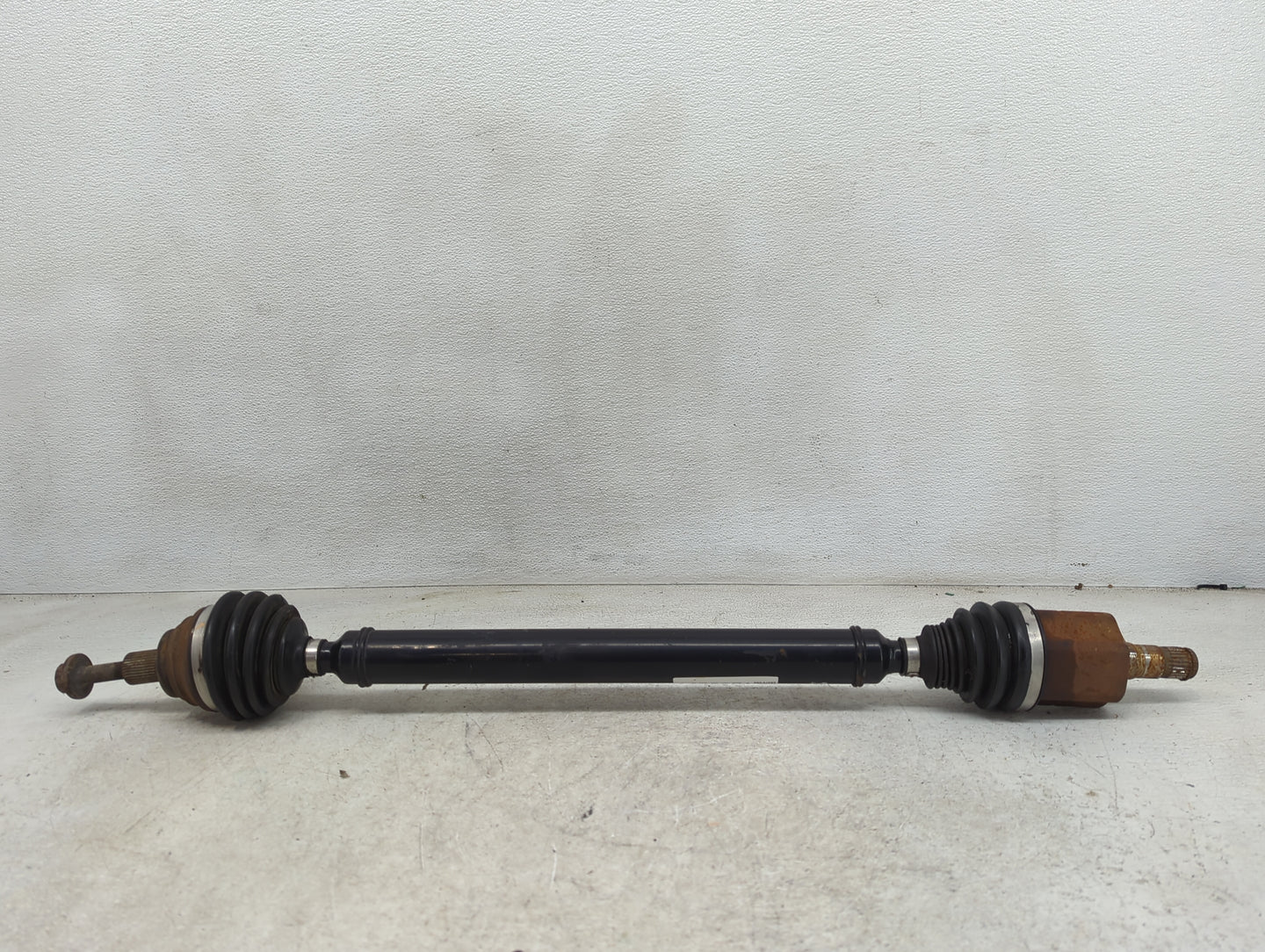 2011-2017 Volkswagen Jetta Axle Shaft Front Passenger Cv C/v - Oemusedautoparts1.com