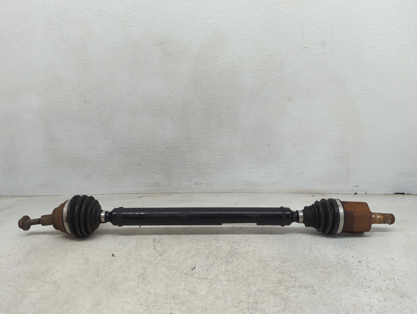 2011-2017 Volkswagen Jetta Axle Shaft Front Passenger Cv C/v - Oemusedautoparts1.com