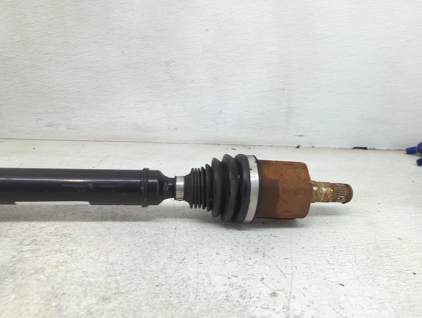 2011-2017 Volkswagen Jetta Axle Shaft Front Passenger Cv C/v - Oemusedautoparts1.com