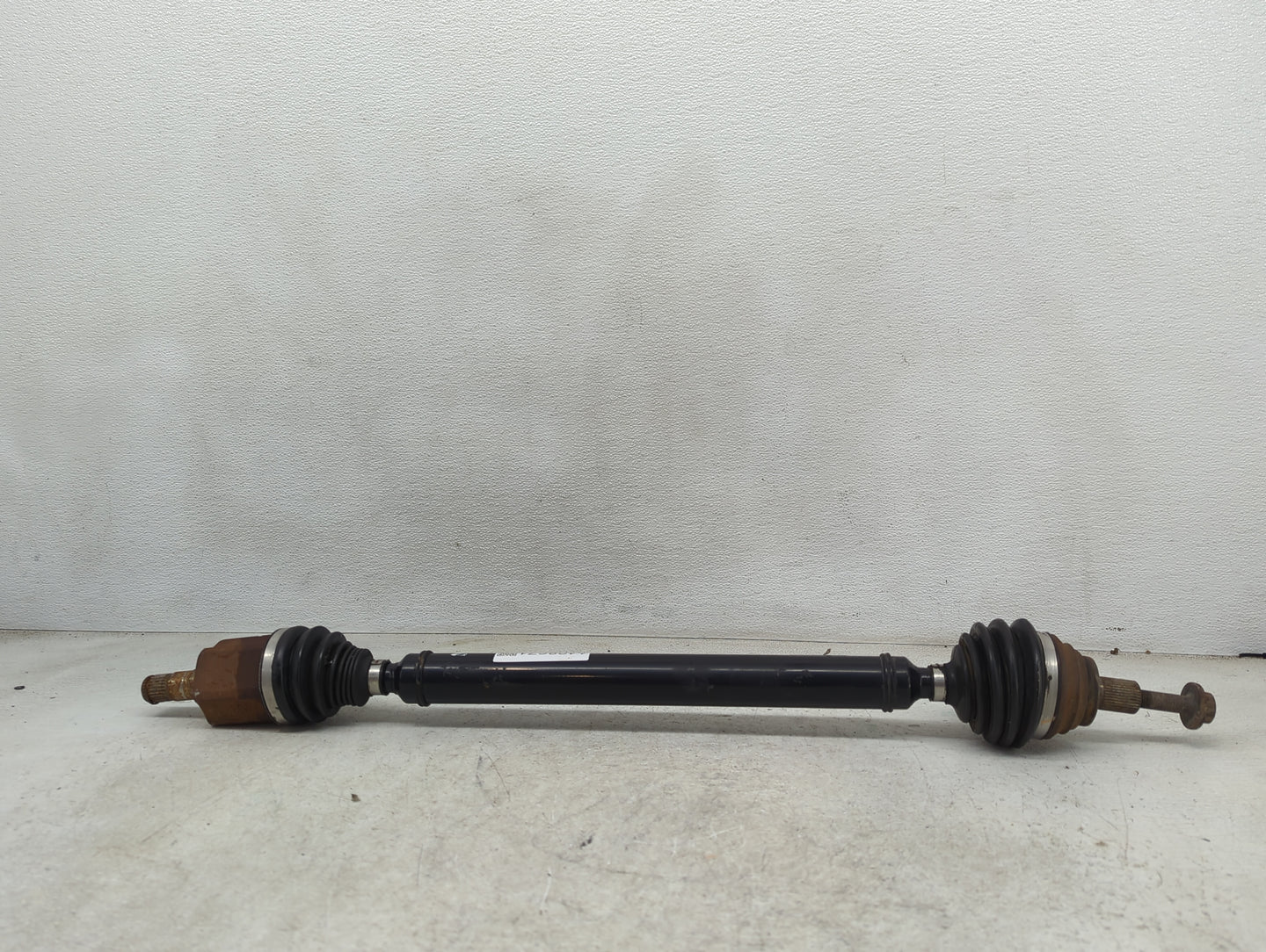2011-2017 Volkswagen Jetta Axle Shaft Front Passenger Cv C/v - Oemusedautoparts1.com