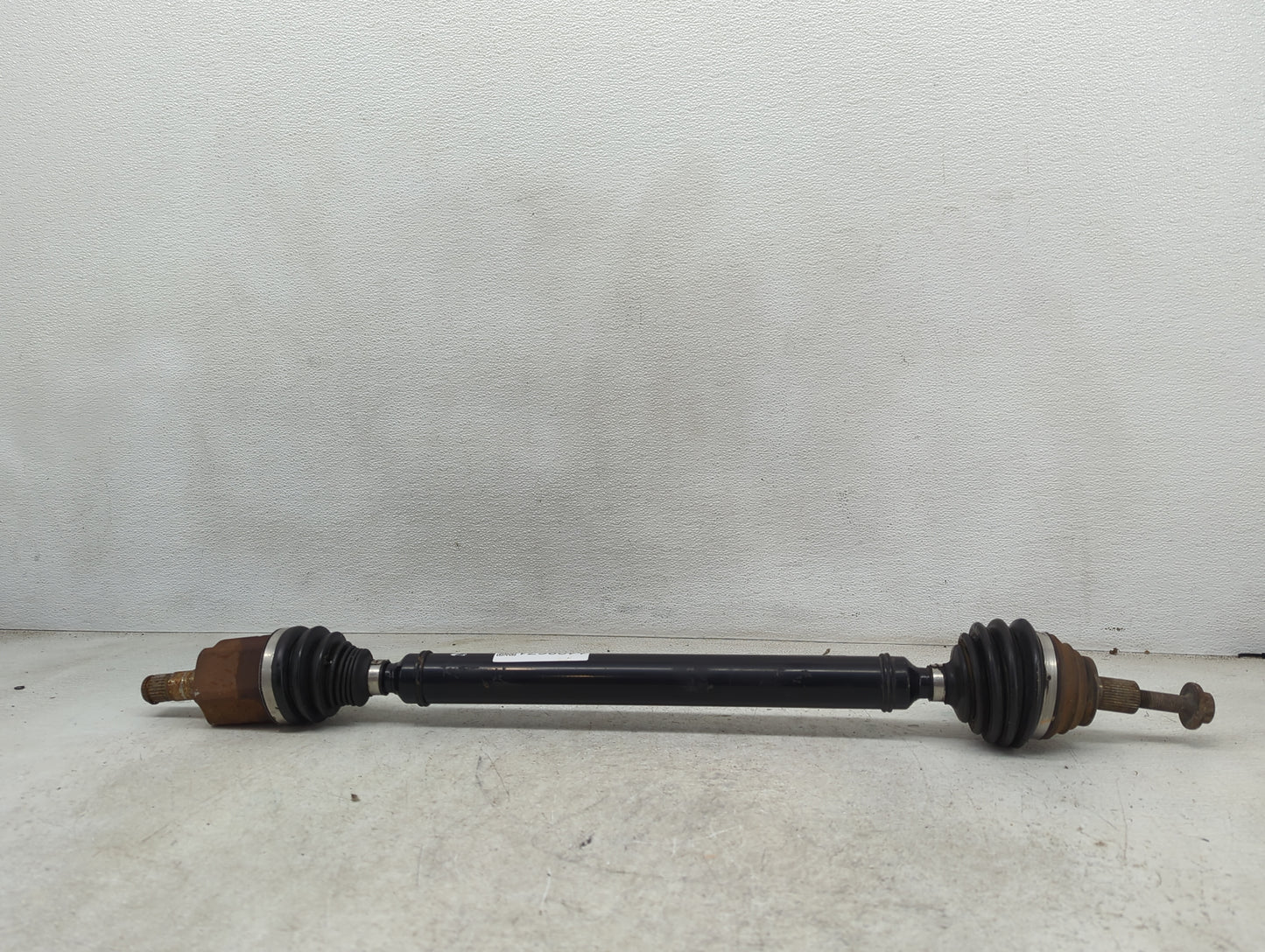 2011-2017 Volkswagen Jetta Axle Shaft Front Passenger Cv C/v - Oemusedautoparts1.com