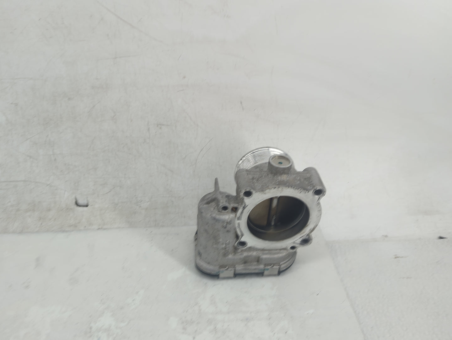 2014-2017 Volkswagen Jetta Throttle Body P/N:06K133062D 0280750588 Fits Fits 2014 2015 2016 2017 OEM Used Auto Parts - Oemus