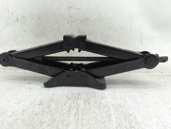 compare product 2014 Volkswagen Jetta Spare Scissor Car Jack