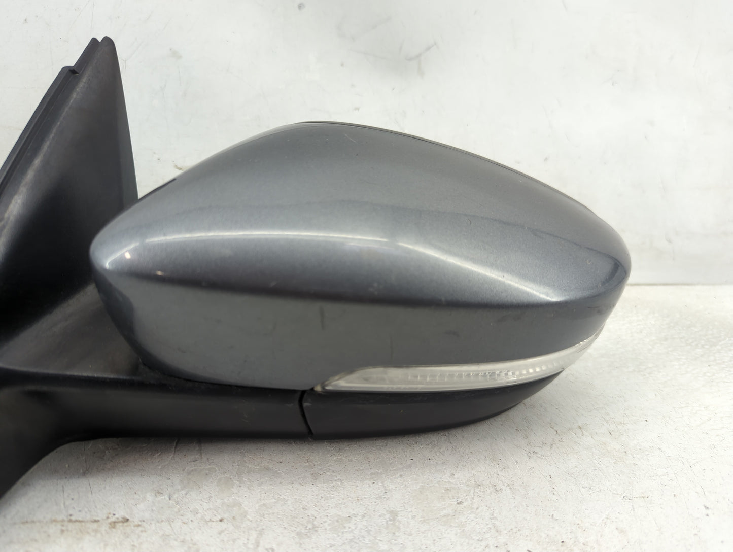 2011-2016 Volkswagen Jetta Driver Side View Mirror - Left Door Mirror OEM Used - Oemusedautoparts1.com