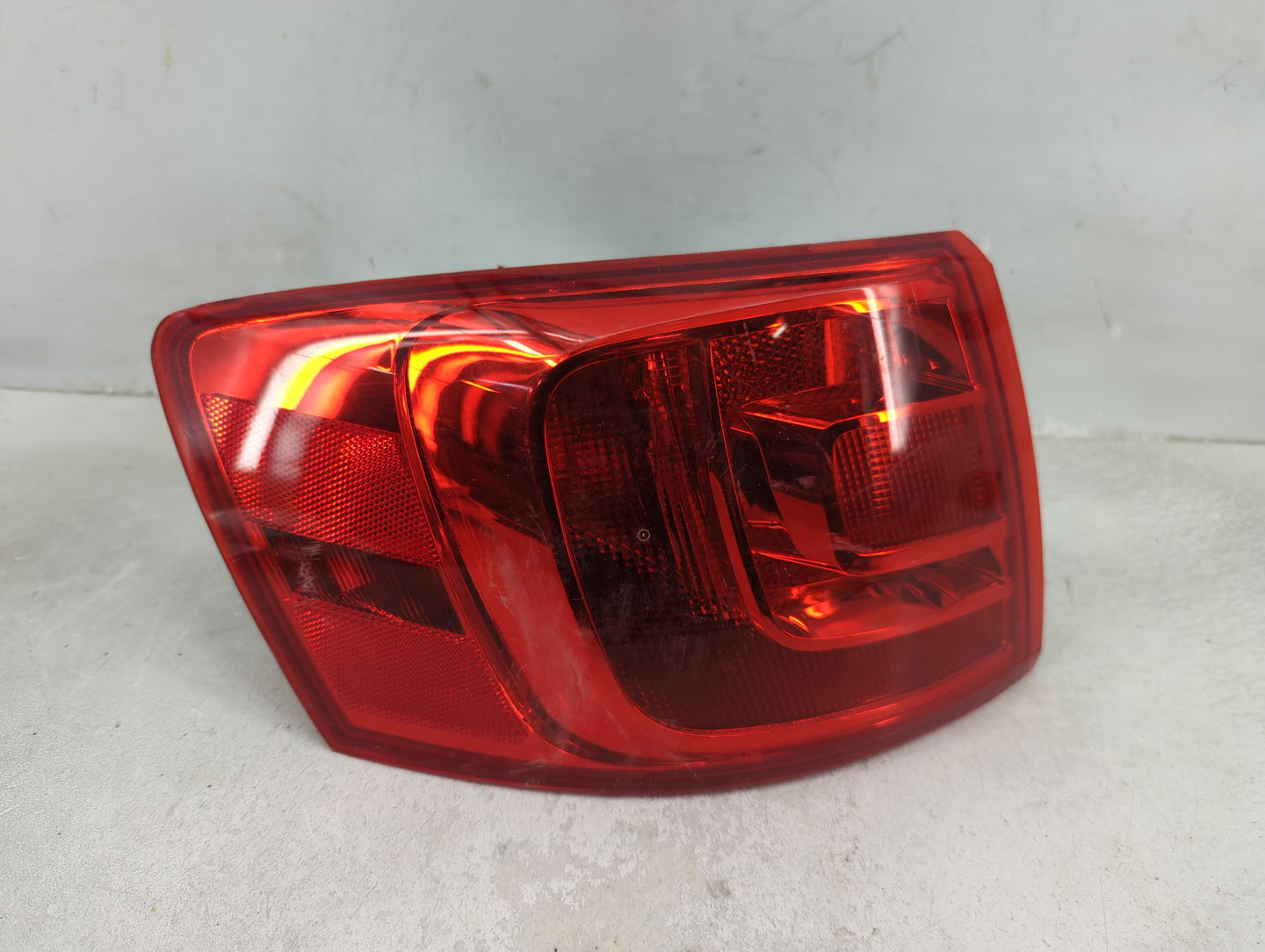 2011-2014 Volkswagen Jetta Tail Light Assembly Driver Left OEM P/N:PP-TF20 Fits Fits 2011 2012 2013 2014 OEM Used Auto Parts