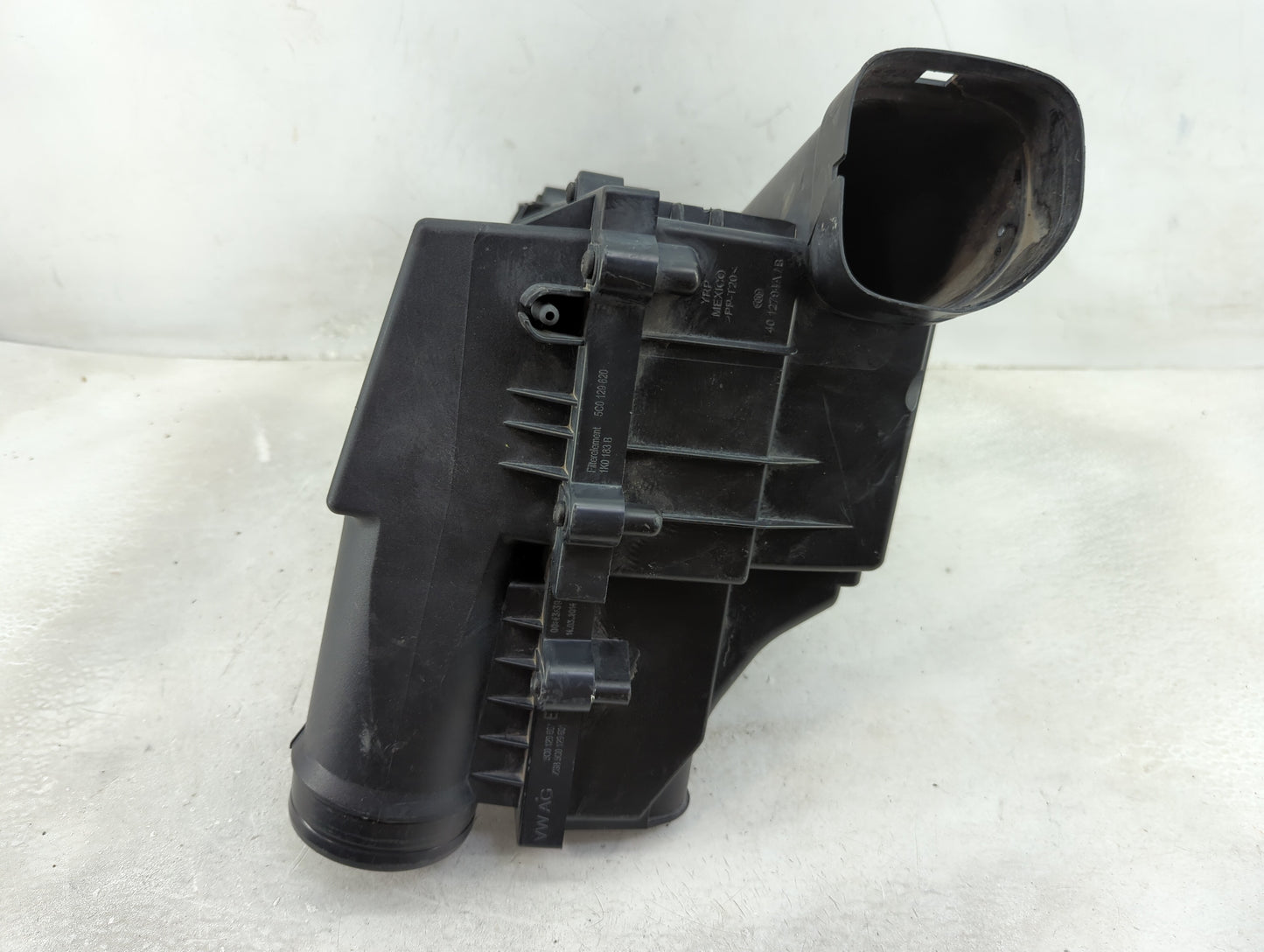 2013-2017 Volkswagen Jetta Air Cleaner Intake-duct Hose Tube - Oemusedautoparts1.com