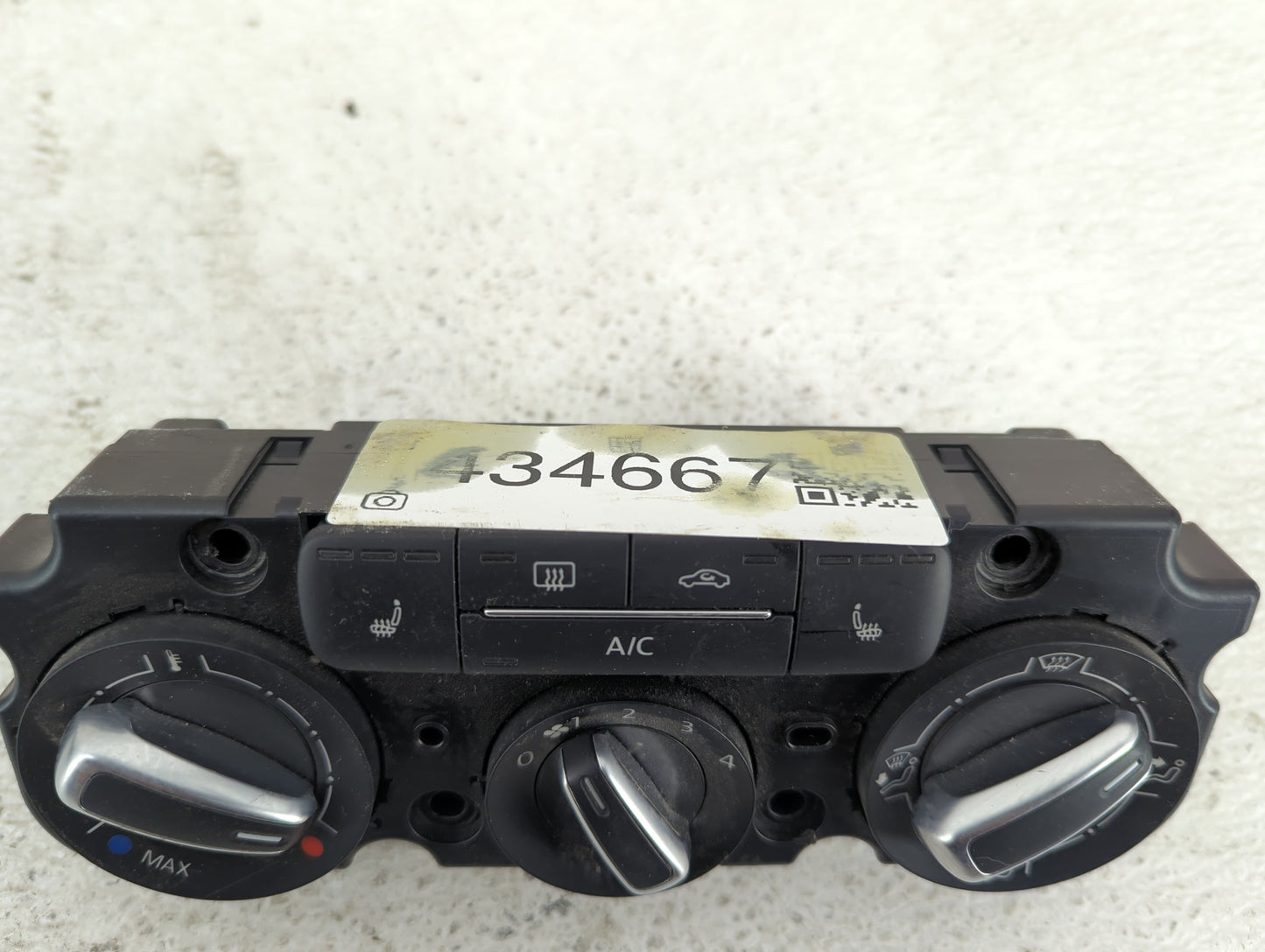 2011-2014 Volkswagen Jetta Climate Control Module Temperature AC/Heater Replacement P/N:5C0820047BA 90151-907/0000 Fits OEM 