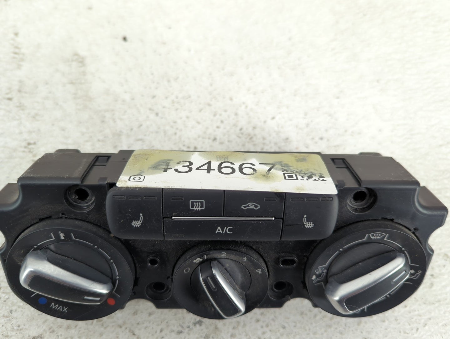 2011-2014 Volkswagen Jetta Climate Control Module Temperature AC/Heater Replacement P/N:5C0820047BA 90151-907/0000 Fits OEM 