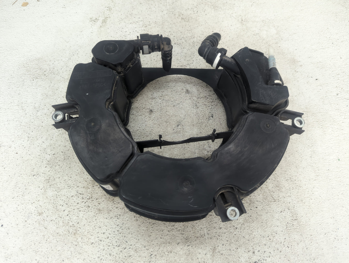 2014 Volkswagen Jetta Fuel Vapor Charcoal Canister 1437112 - Oemusedautoparts1.com