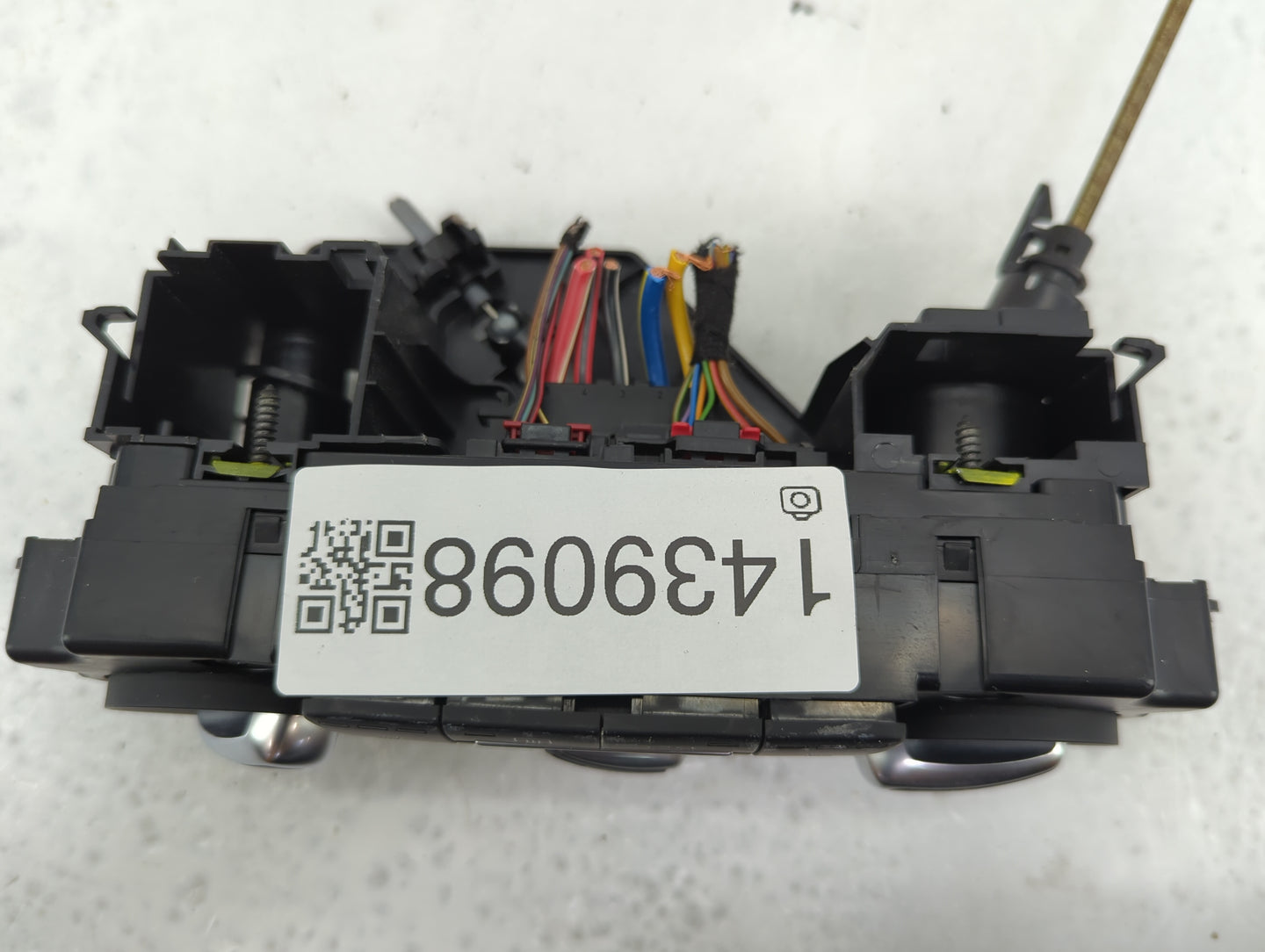 2011-2014 Volkswagen Jetta Climate Control Module Temperature AC/Heater Replacement P/N:90151-907 Fits Fits 2011 2012 2013 2