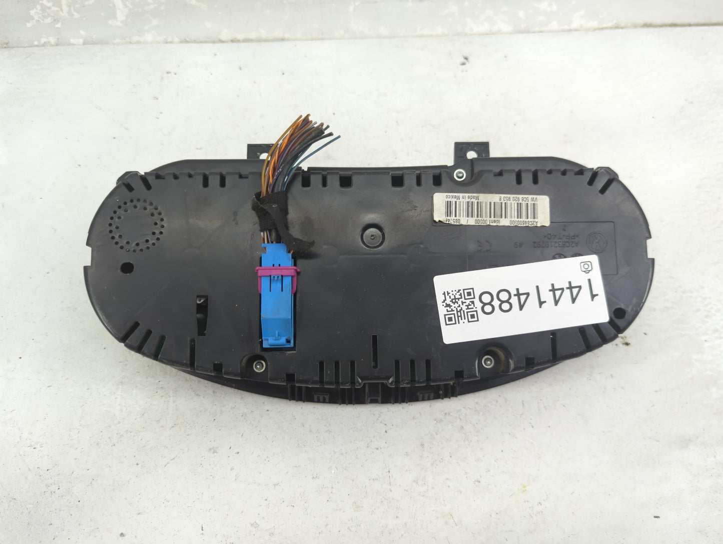 2014 Volkswagen Jetta Instrument Cluster Speedometer Gauges P/N:5C6920953B Fits OEM Used Auto Parts - Oemusedautoparts1.com