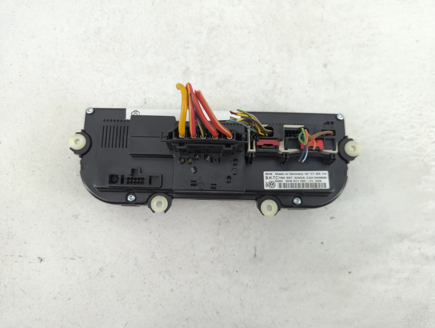 2011-2014 Volkswagen Jetta Climate Control Module Temperature AC/Heater Replacement P/N:7N0907426CA 5HB01129221 Fits OEM Use