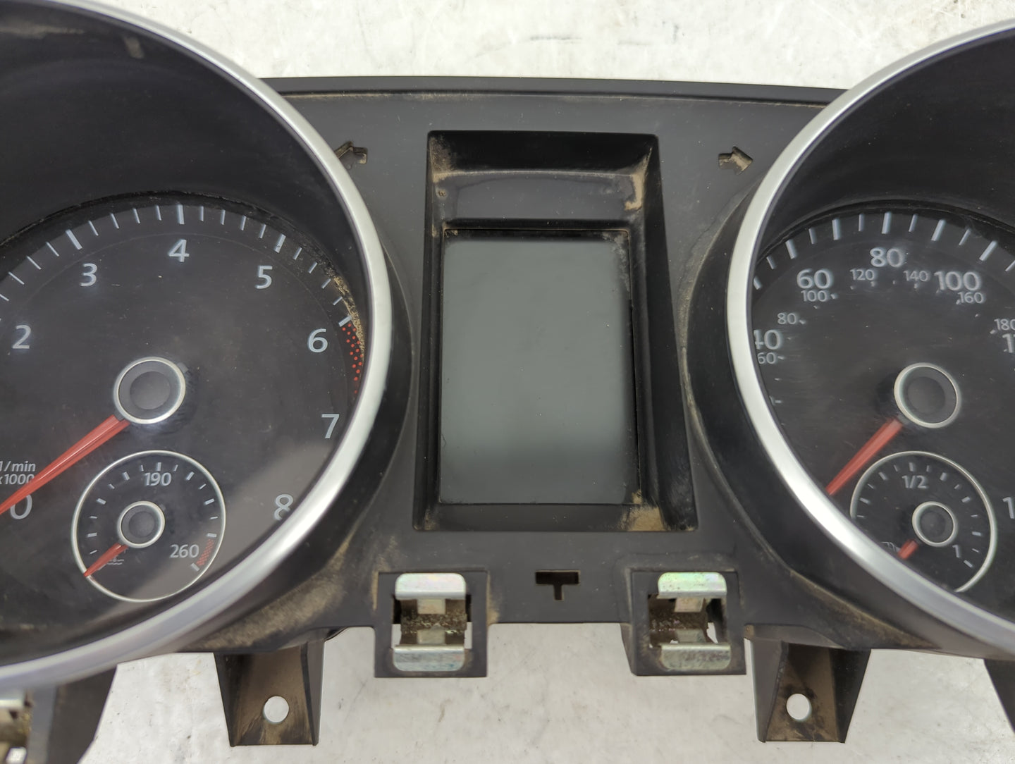 2009-2014 Volkswagen Jetta Instrument Cluster Speedometer Gauges P/N:5K0920973F Fits Fits 2009 2010 2011 2012 2013 2014 OEM 