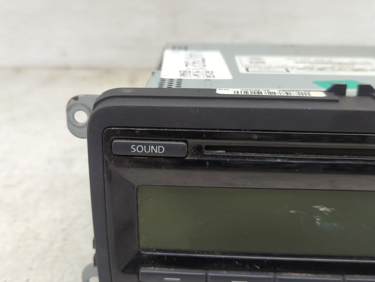 2011-2014 Volkswagen Jetta Radio AM FM Cd Player Receiver Replacement P/N:1K0035164D 28354080 Fits OEM Used Auto Parts - Oem