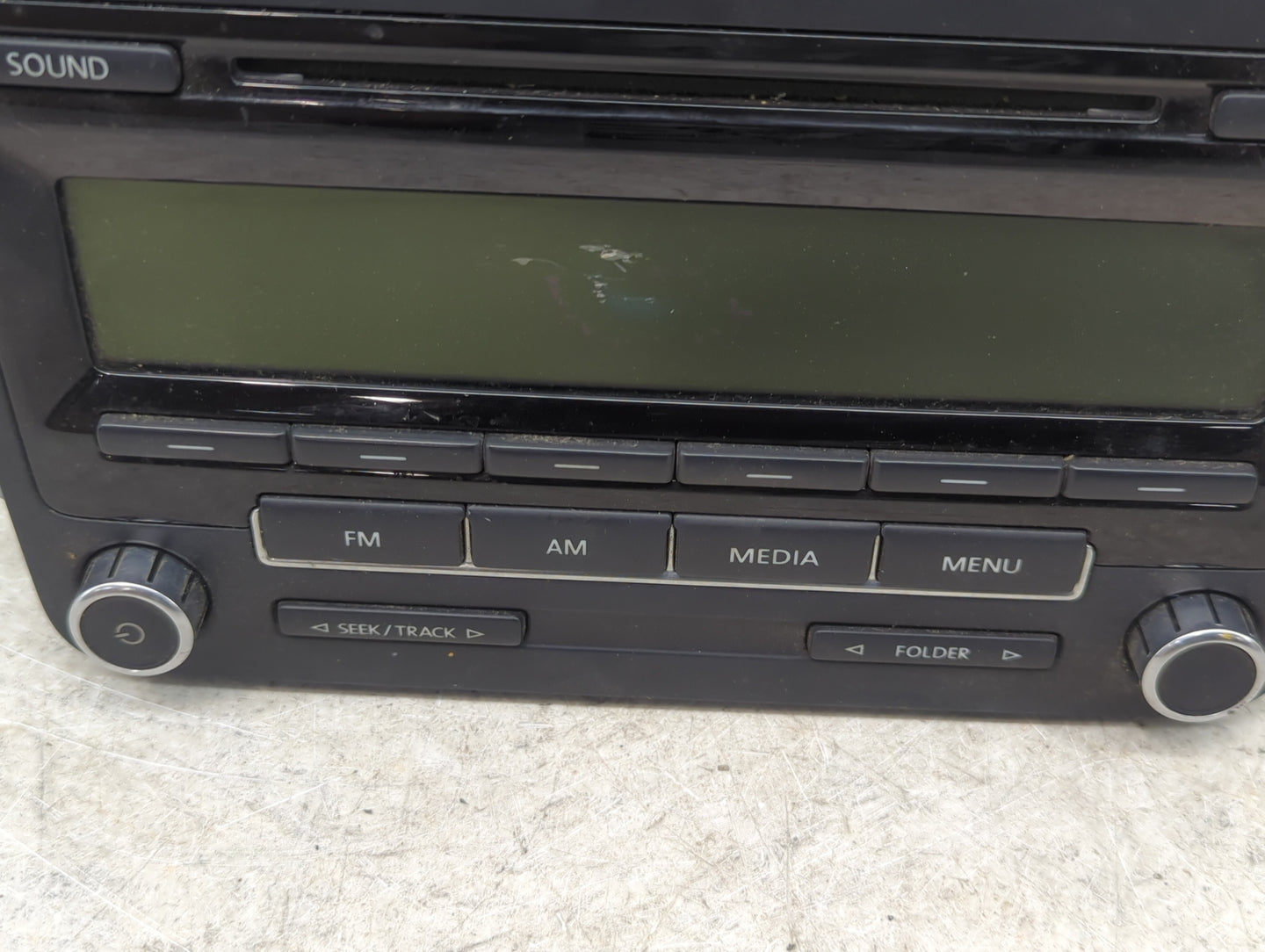 2011-2014 Volkswagen Jetta Radio AM FM Cd Player Receiver Replacement P/N:1K0035164D 28354080 Fits OEM Used Auto Parts - Oem