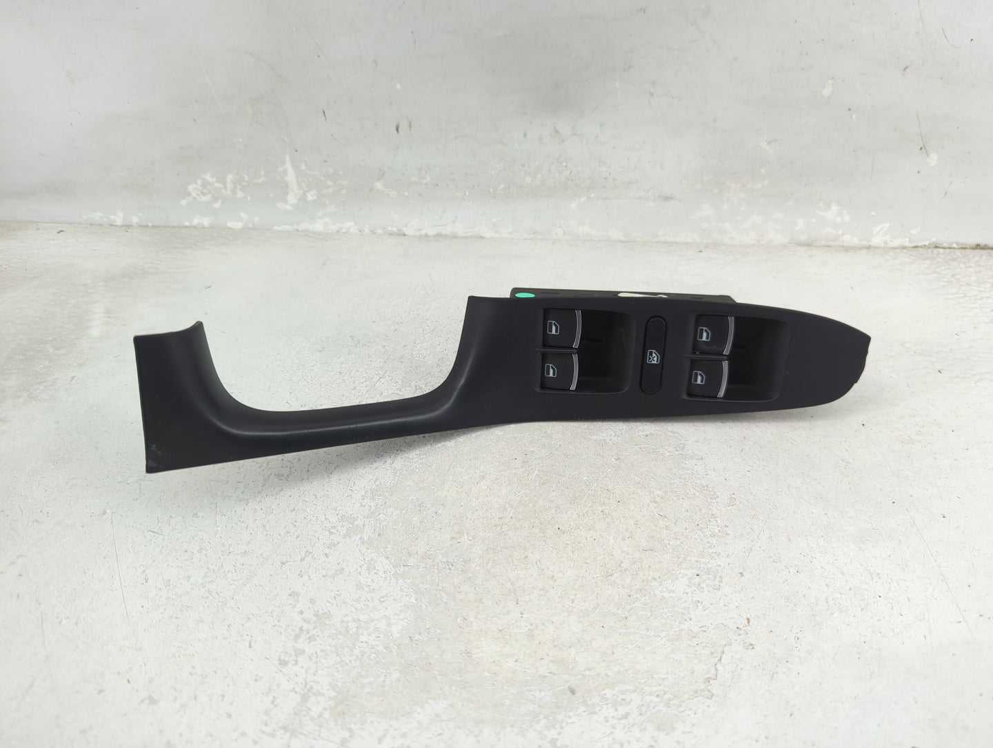 2011-2018 Volkswagen Jetta Master Power Window Switch Replacement Driver Side Left Fits OEM Used Auto Parts - Oemusedautopar