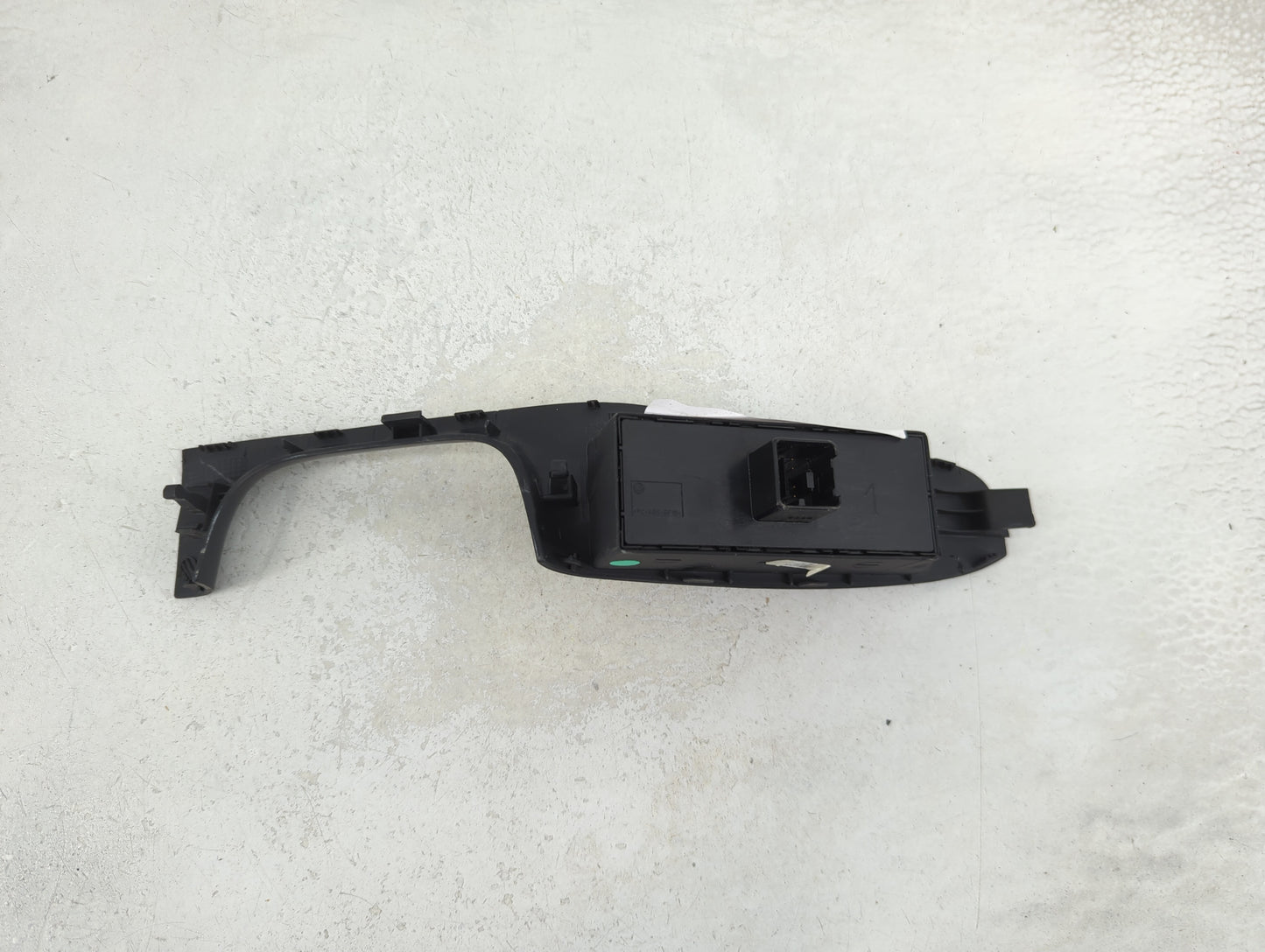 2011-2018 Volkswagen Jetta Master Power Window Switch Replacement Driver Side Left Fits OEM Used Auto Parts - Oemusedautopar