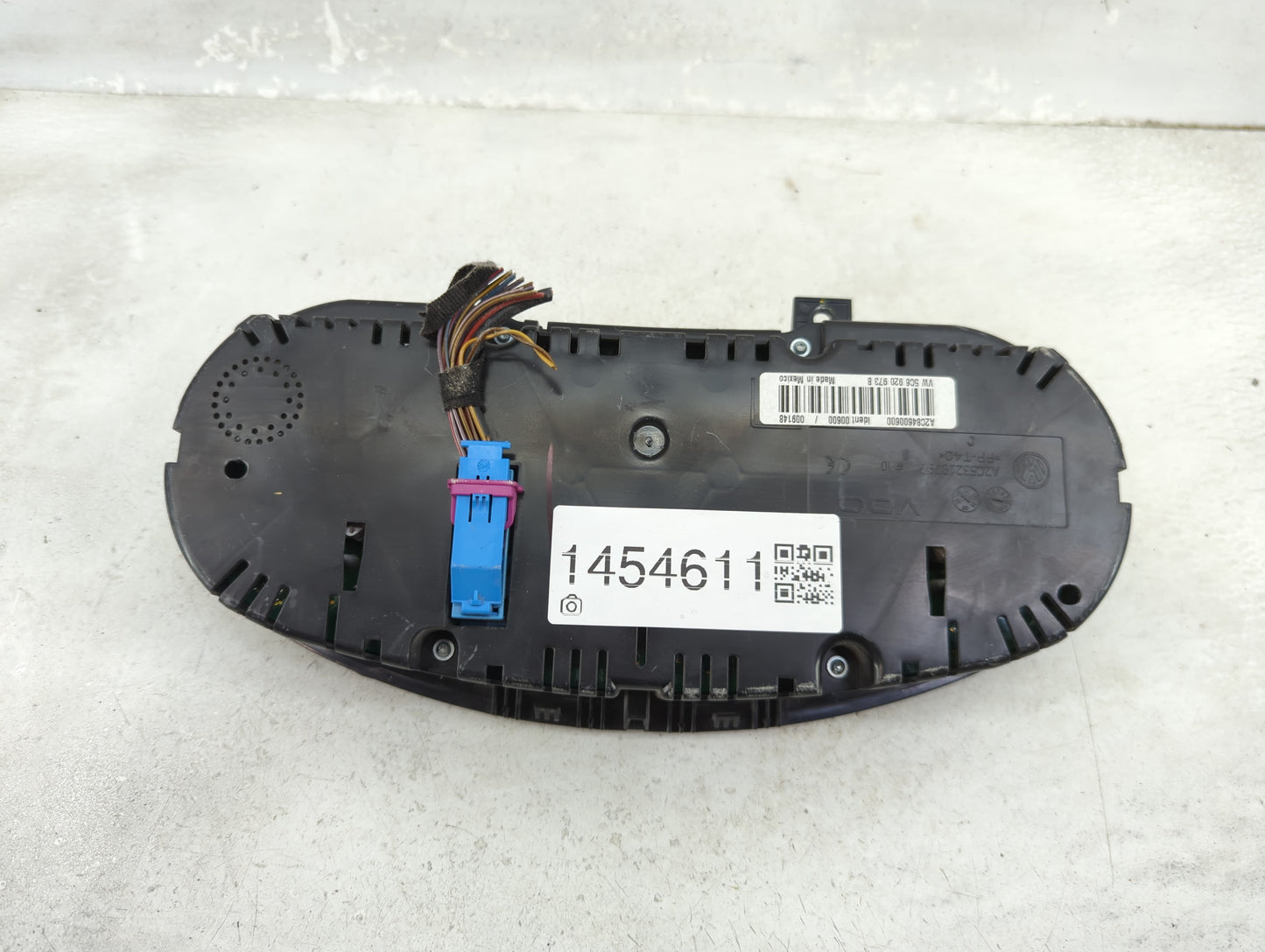 2014 Volkswagen Jetta Instrument Cluster Speedometer Gauges P/N:5C6920973B Miles: Fits OEM Used Auto Parts - Oemusedautopart