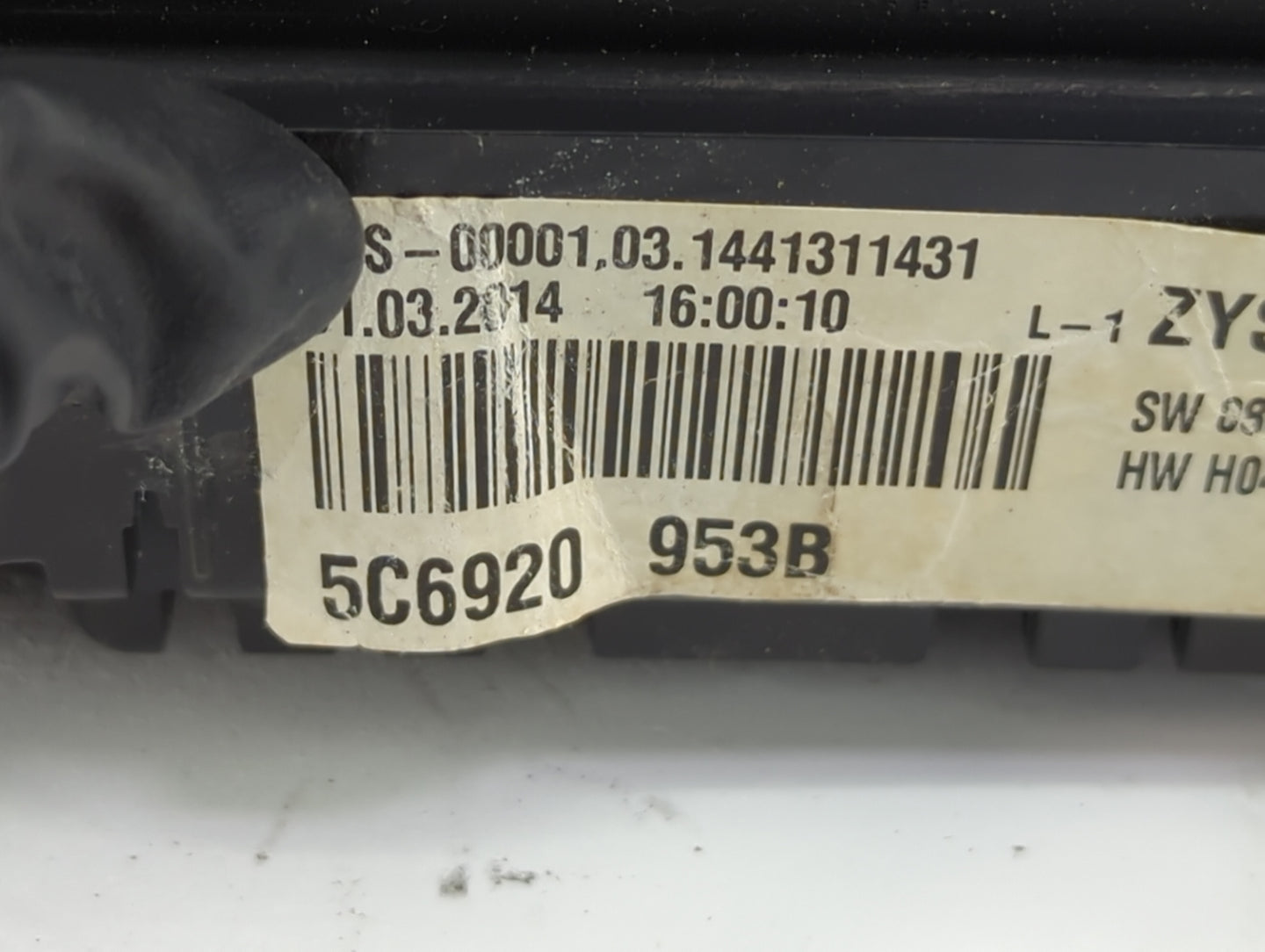 2014 Volkswagen Jetta Instrument Cluster Speedometer Gauges P/N:5C6920953B Miles: Fits OEM Used Auto Parts - Oemusedautopart