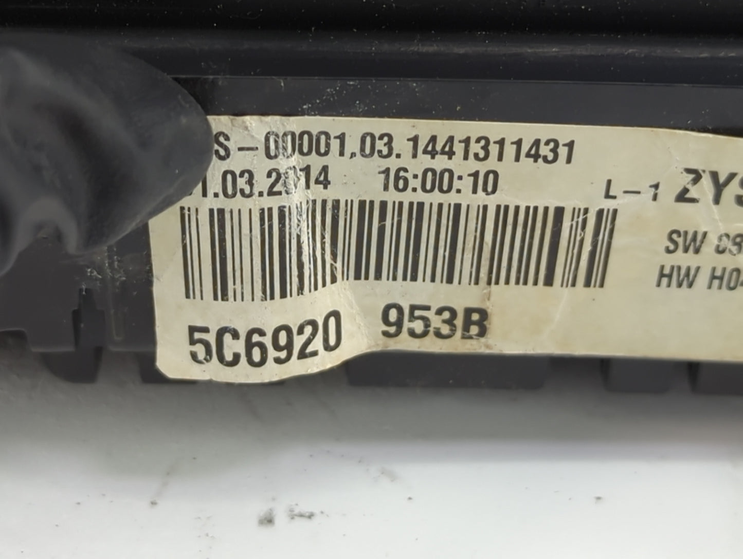 2014 Volkswagen Jetta Instrument Cluster Speedometer Gauges P/N:5C6920953B Miles: Fits OEM Used Auto Parts - Oemusedautopart