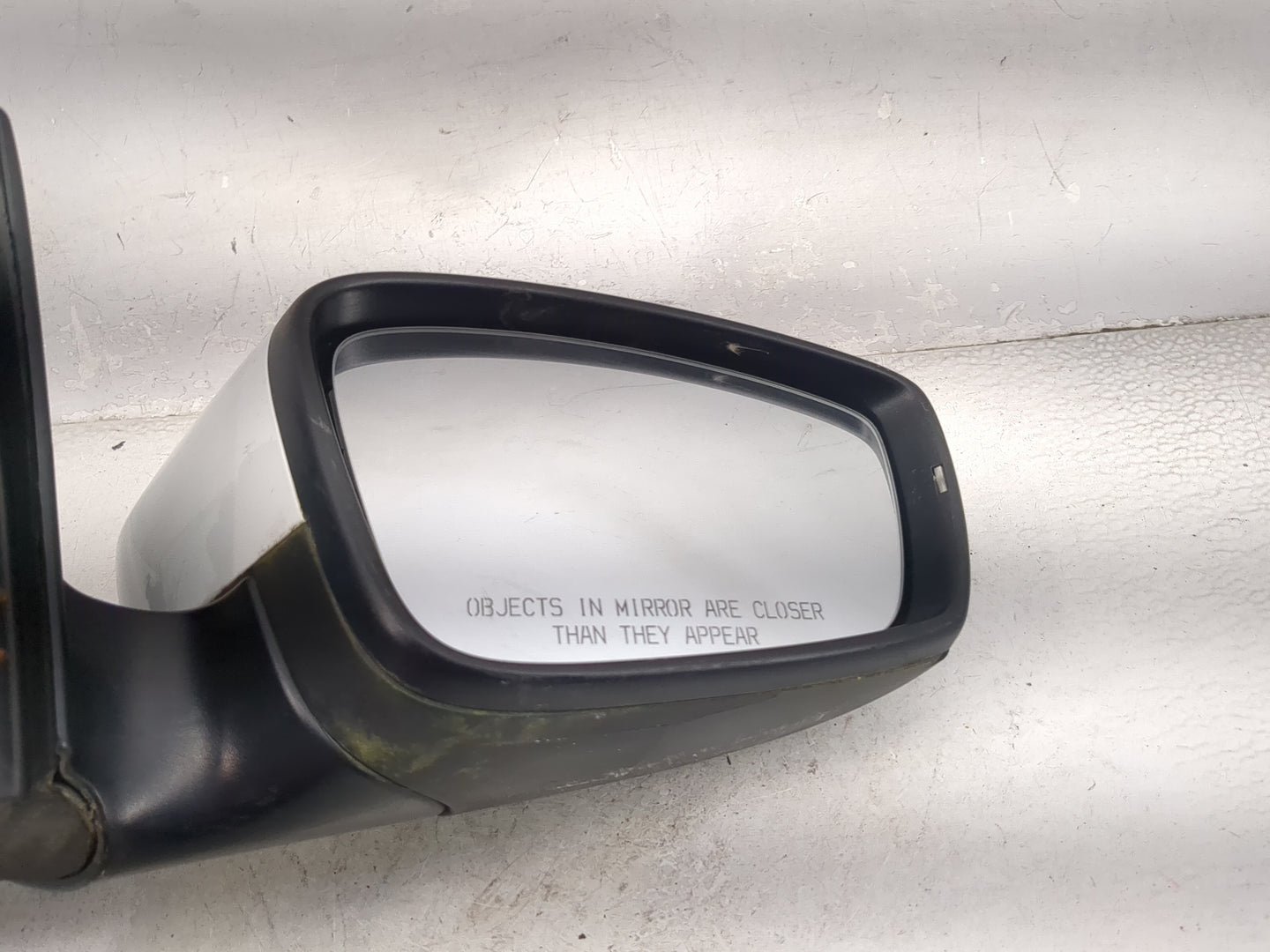 2011-2016 Volkswagen Jetta Passenger Side View Mirror - Right Door Mirror OEM Used - Oemusedautoparts1.com