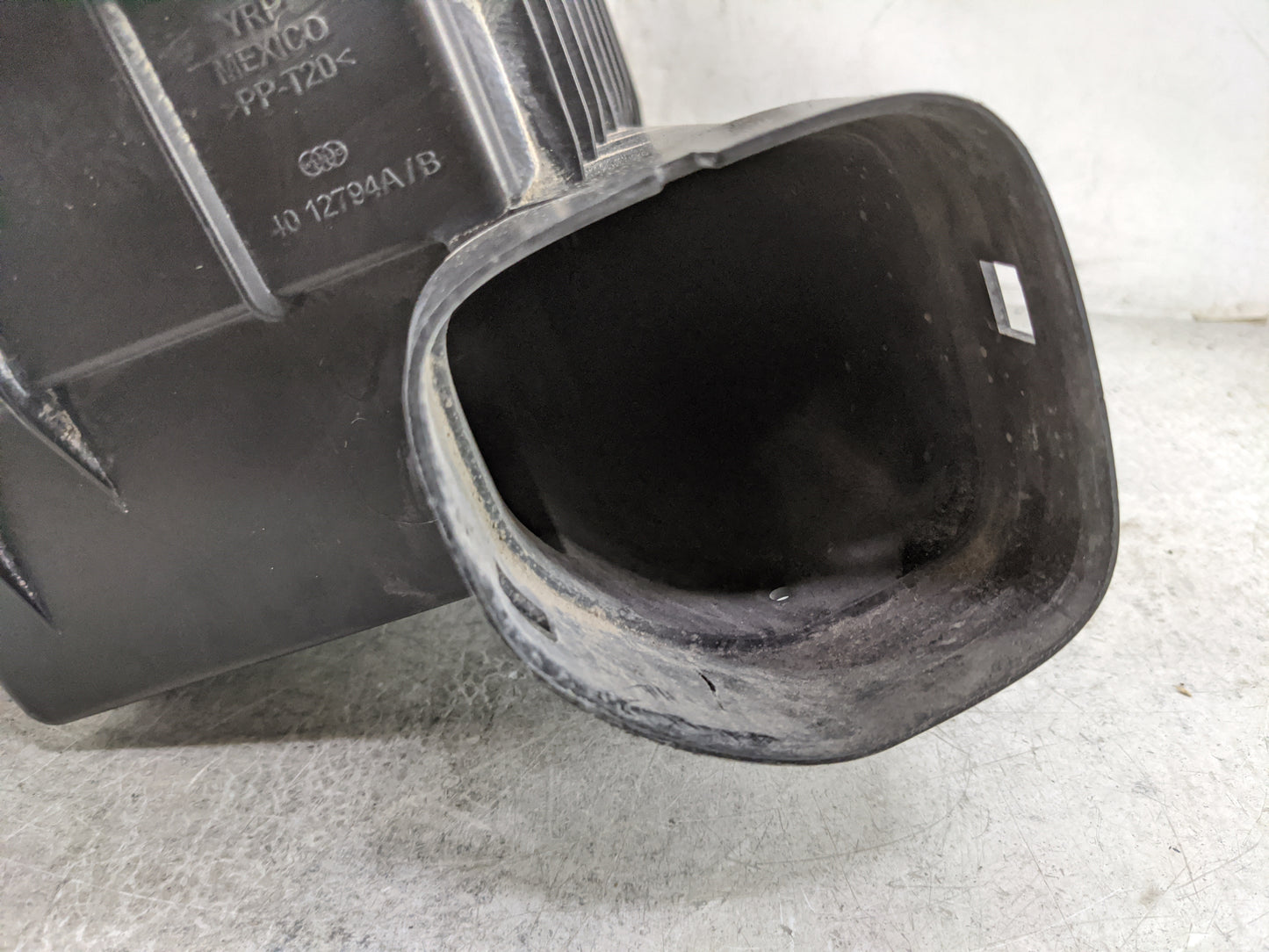 2013-2018 Volkswagen Jetta Air Cleaner Intake-duct Hose Tube 1476853 - Oemusedautoparts1.com