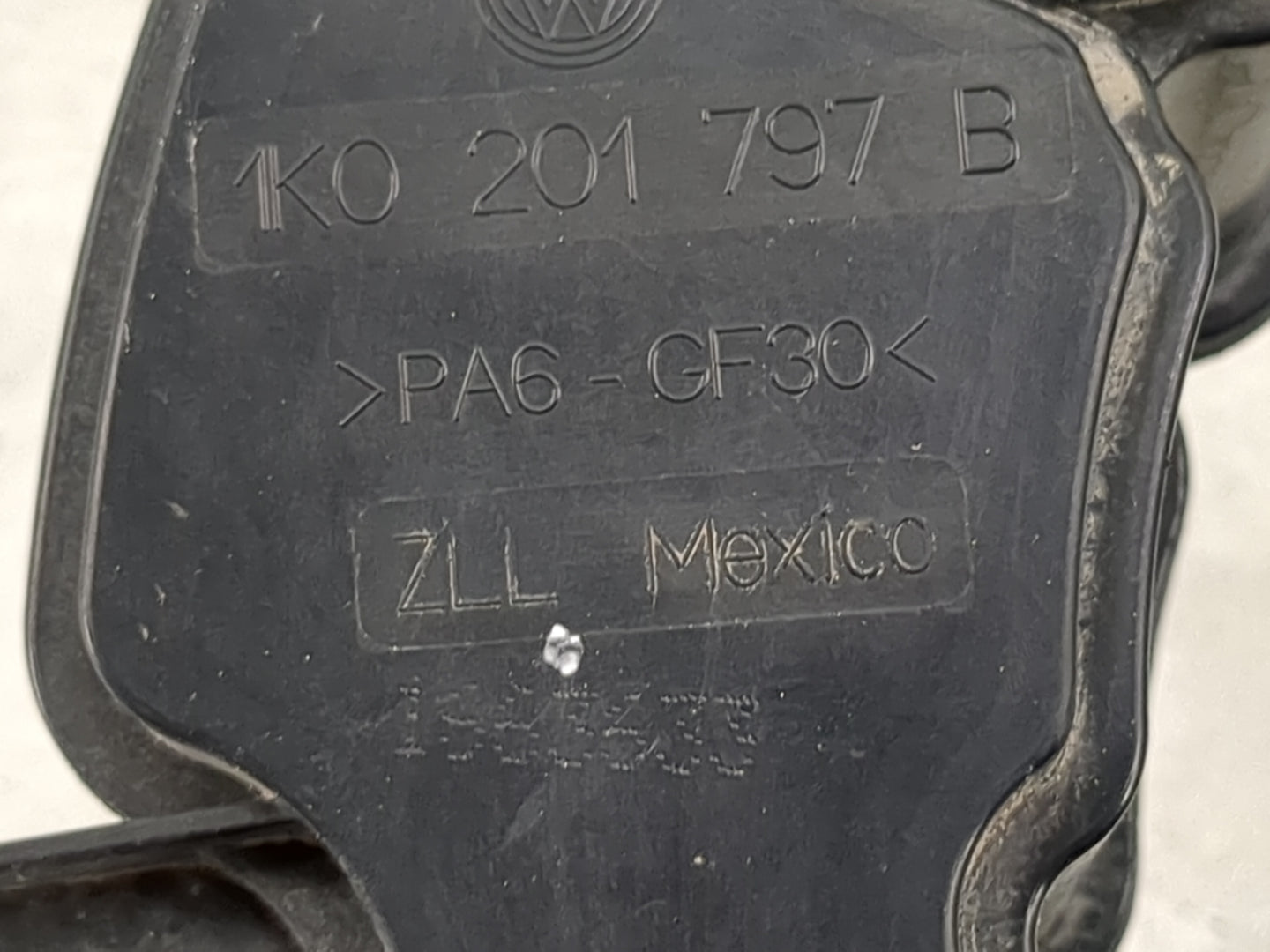 2014 Volkswagen Jetta Fuel Vapor Charcoal Canister 1477030 - Oemusedautoparts1.com